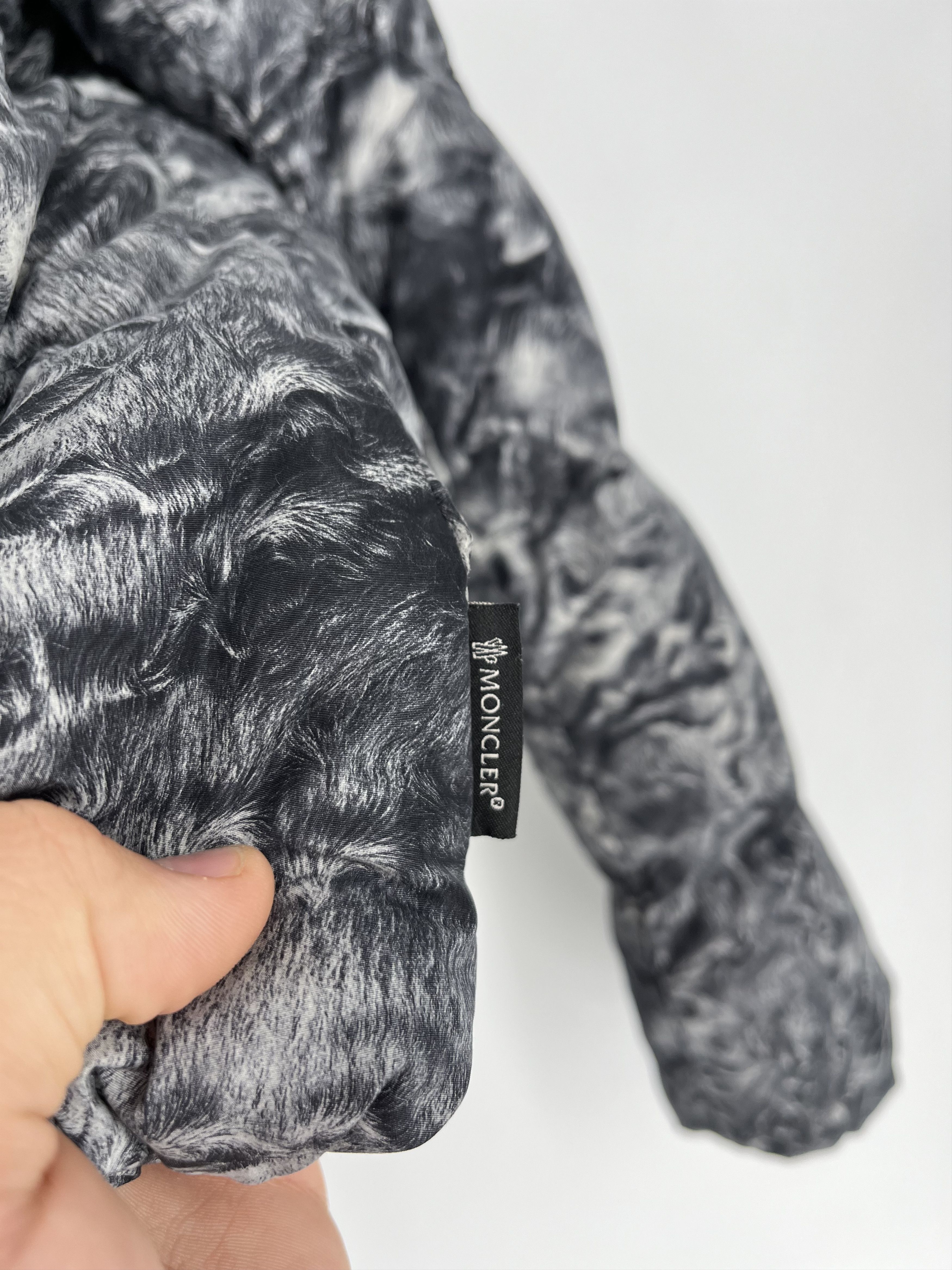 Moncler Women's RARE MONCLER Ratel Quilted Down Puffer Jacket Coat Size S / US 4 / IT 40 - 15 Thumbnail