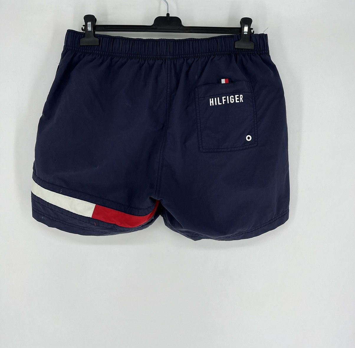Tommy Hilfiger × Vintage 90s Vintage Tommy Hilfiger Navy Nylon Big Logo Shorts Travis Size US 36 / EU 52 - 6 Thumbnail