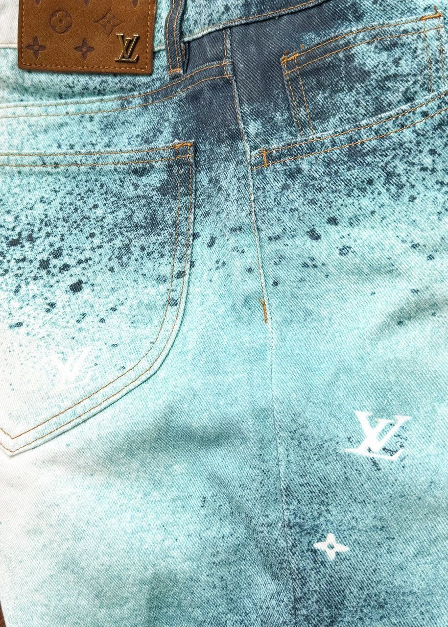 Louis Vuitton Louis Vuitton SS23 Turquoise Spray LV White Denim Jeans Size US 34 / EU 50 - 11 Thumbnail