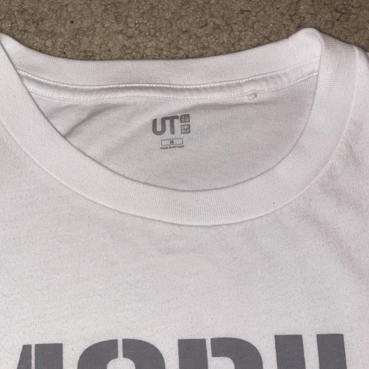 Uniqlo Uniqlo x Gundam Mobile Suit RX-0 Unicorn t shirt Size US M / EU 48-50 / 2 - 4 Thumbnail