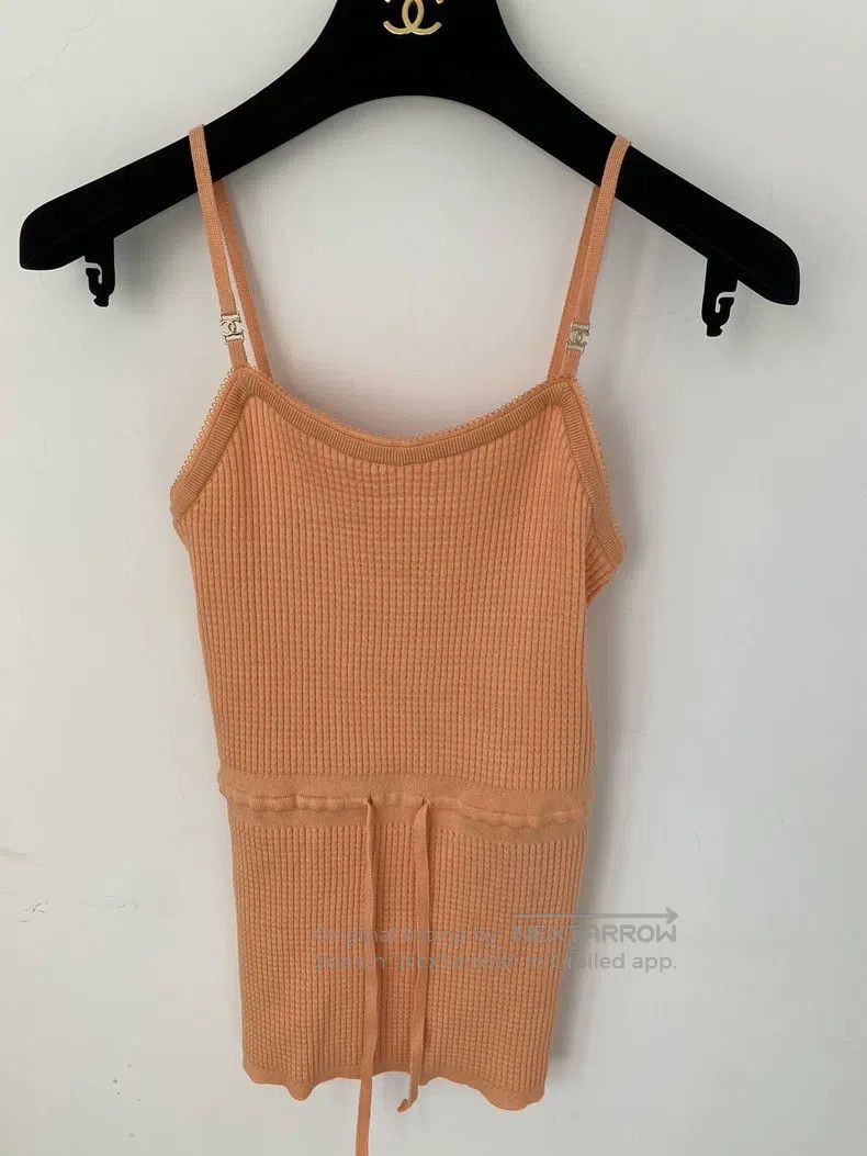Chanel Chanel Ginger-coloured knitted tag vest Size XS / US 0-2 / IT 36-38 - 1 Thumbnail