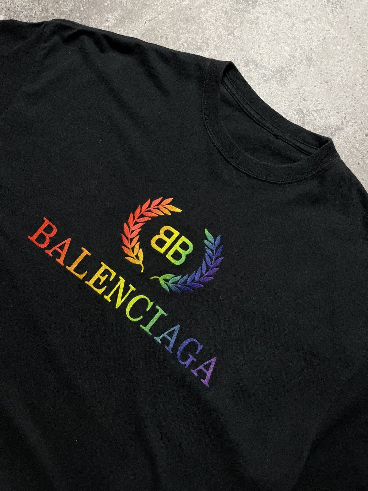 Balenciaga Balenciaga Rainbow Ear Tee Shirt Size US S / EU 44-46 / 1 - 4 Thumbnail