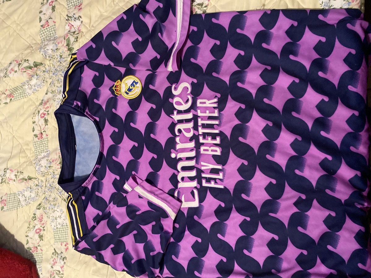 Other Real Madrid Jersey Size US L / EU 52-54 / 3 - 2 Thumbnail