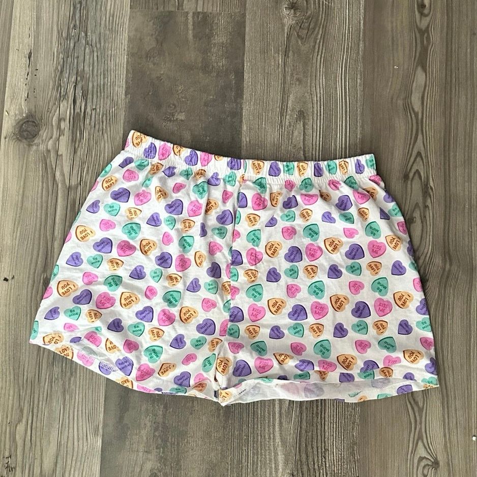 Other candy love hearts graphic white mens shorts Size US 32 / EU 48 - 1 Thumbnail