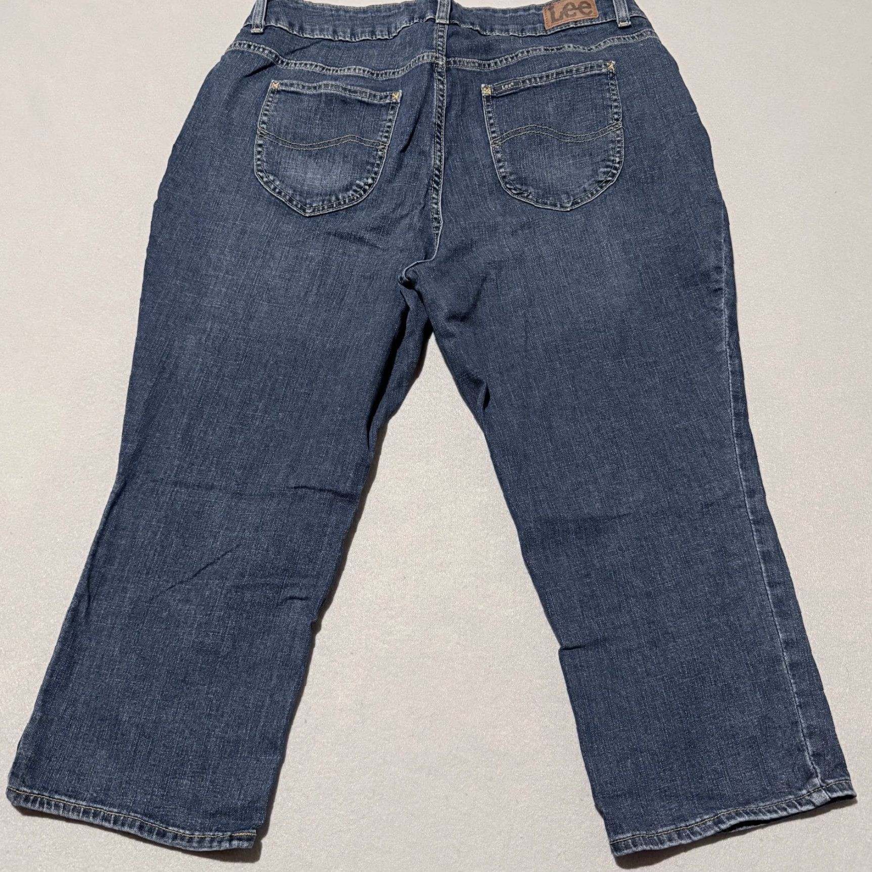 Lee Lee Capri Jeans Women's Regular Fit 5-Pocket Denim Jeans Blue - 20 Size 42" / US 20 - 2 Thumbnail