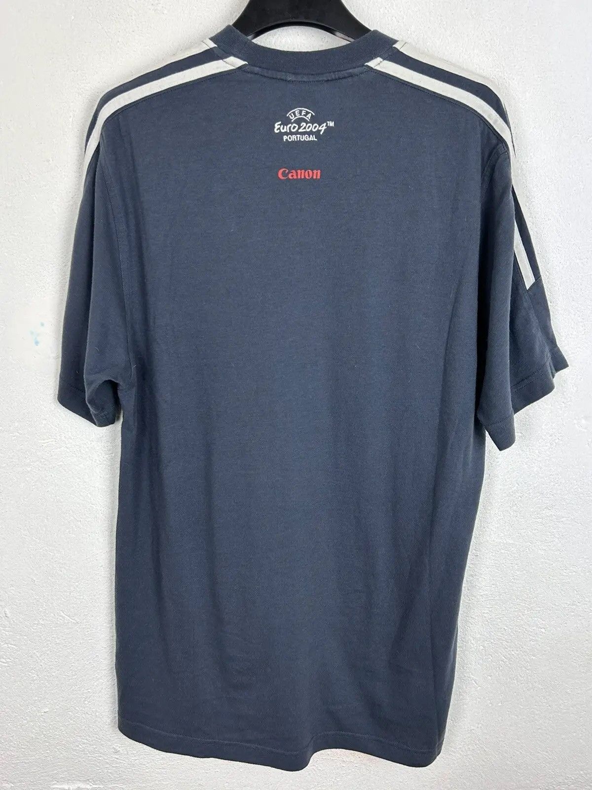 Adidas 00s Vintage Uefa 2004 Portugal Canon Adidas T-Shirt In Grey Size US XS / EU 42 / 0 - 7 Thumbnail