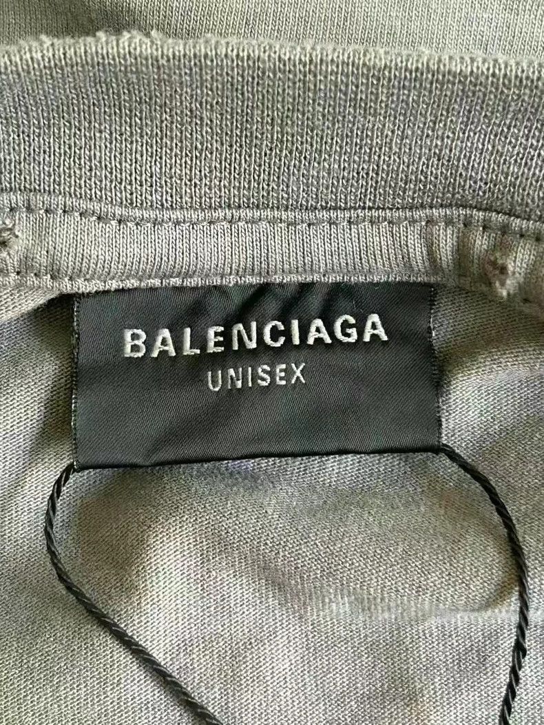 Balenciaga Balenciaga Human Being Deep Gray Letter Water Wash Hole Sh Size US S / EU 44-46 / 1 - 3 Thumbnail