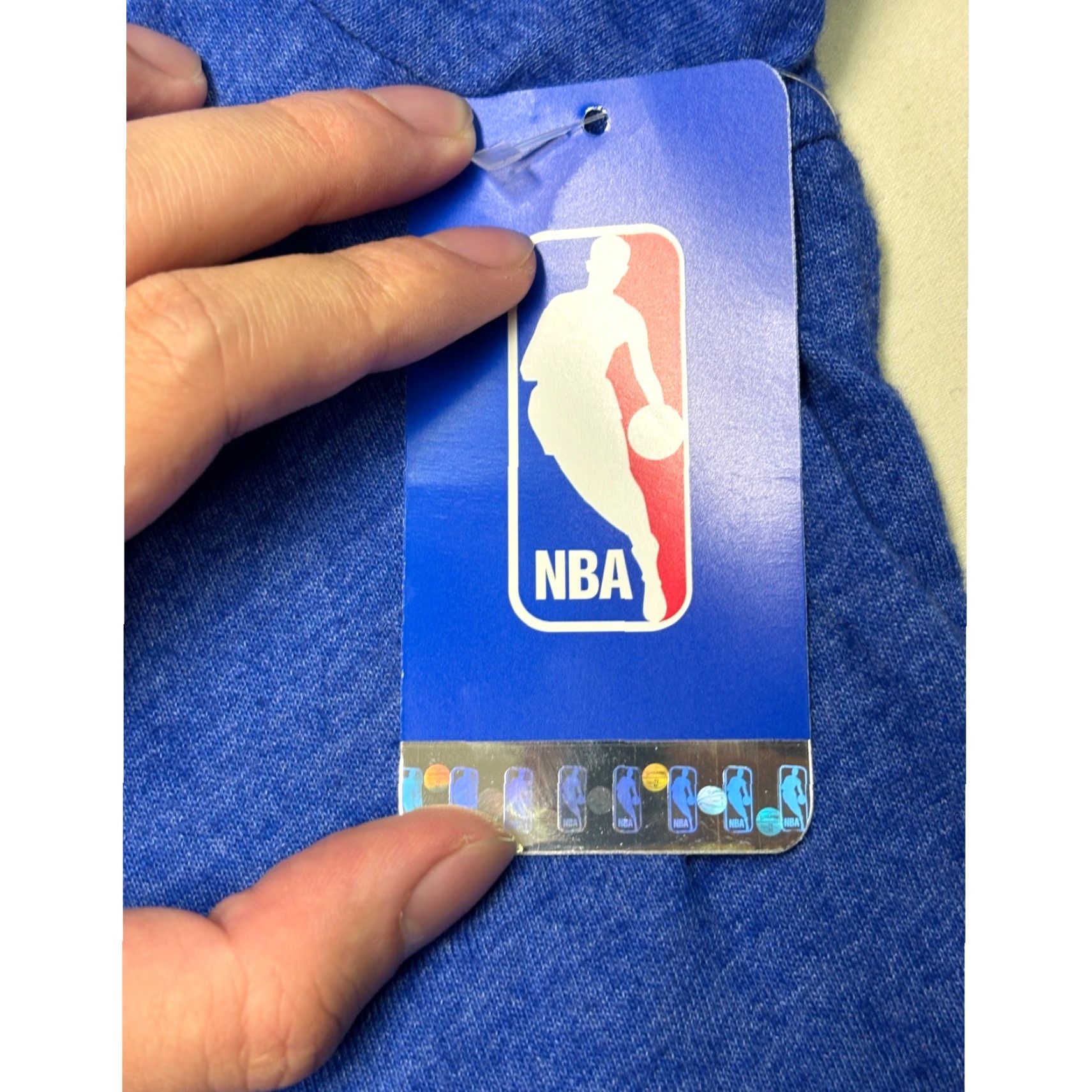 Vintage VINTAGE Majestic T-Shirt Golden State Warriors NBA Finals Champions Blue XL Mens Size US XL / EU 56 / 4 - 3 Thumbnail