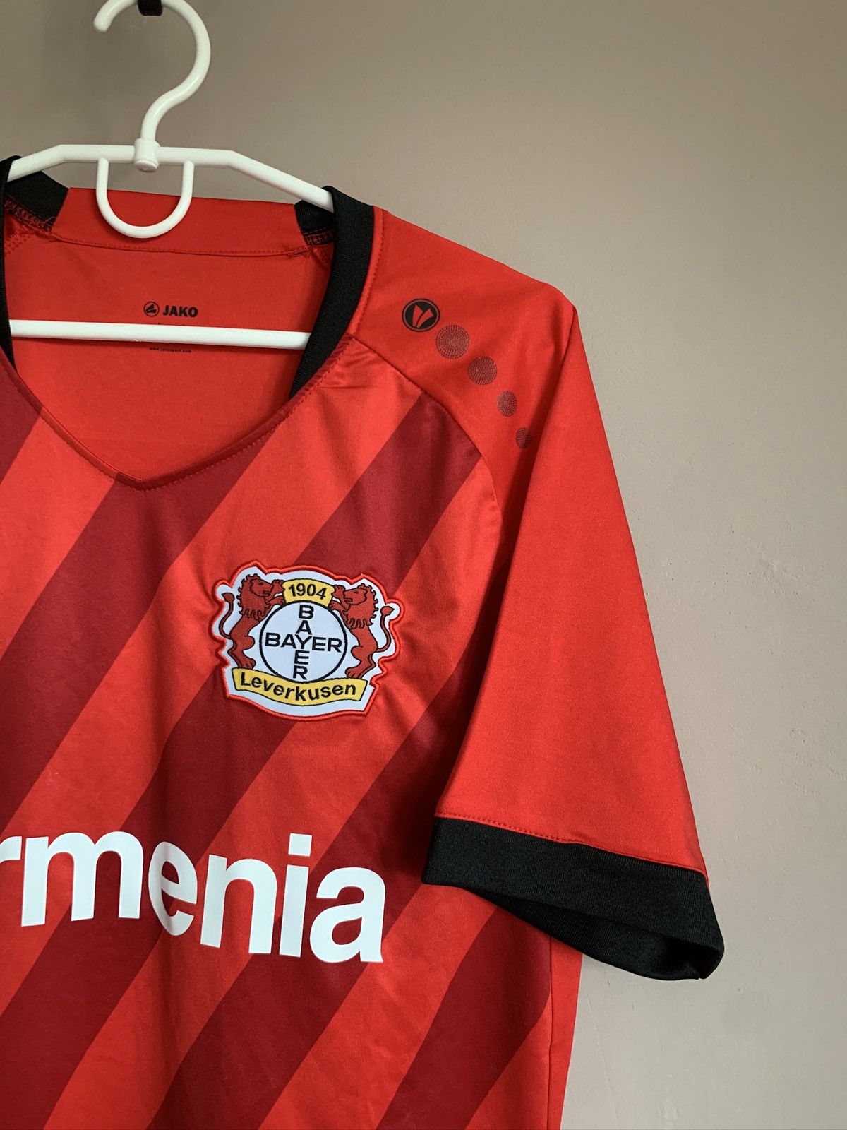 Other Bayer Leverkusen Home Football Shirt Jako Soccer Jersey Sz M Size US M / EU 48-50 / 2 - 4 Thumbnail