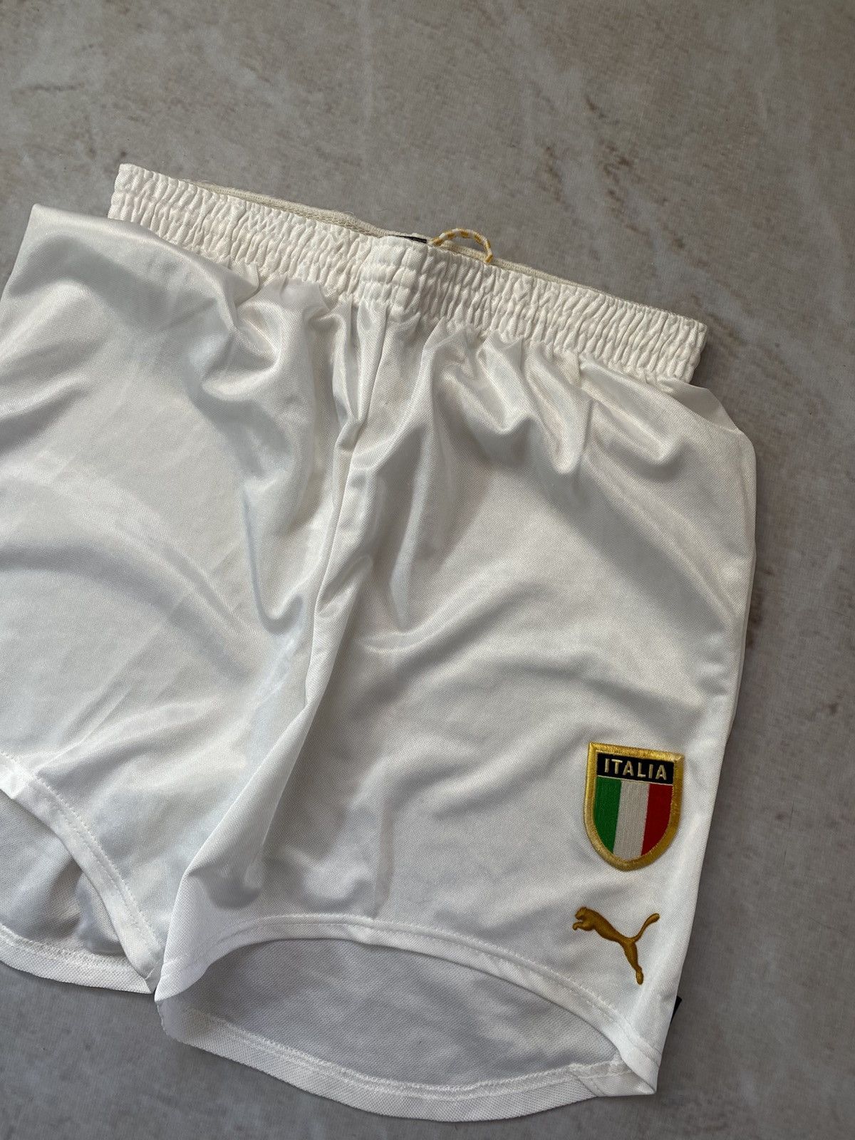 Puma × Vintage Vintage 90s Puma Italy Neil Barrett Shorts Blokecore style Size US 30 / EU 46 - 2 Thumbnail