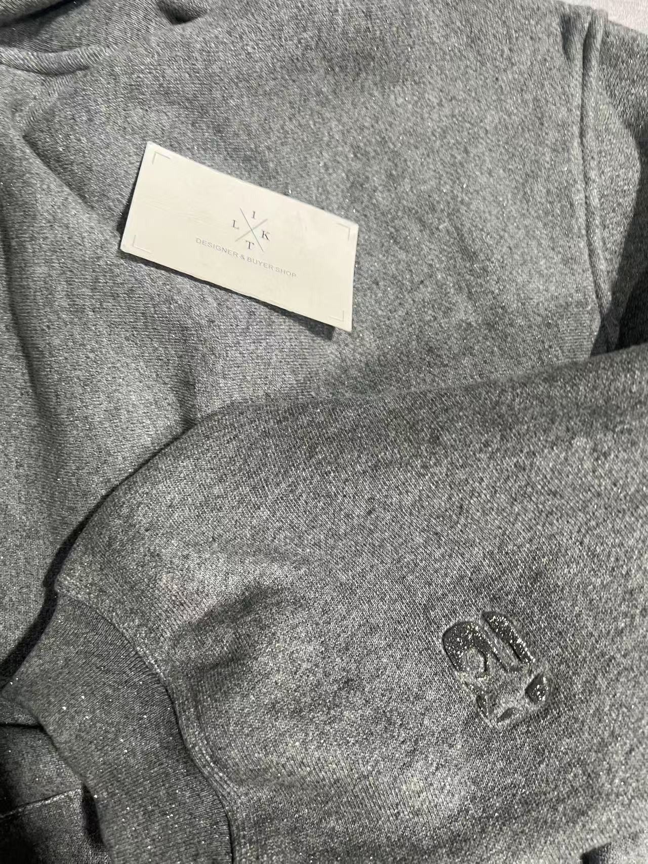 Alexander Wang Alexander wang zipper long sleeve sweatshirt unisex grey Size US S / EU 44-46 / 1 - 7 Thumbnail