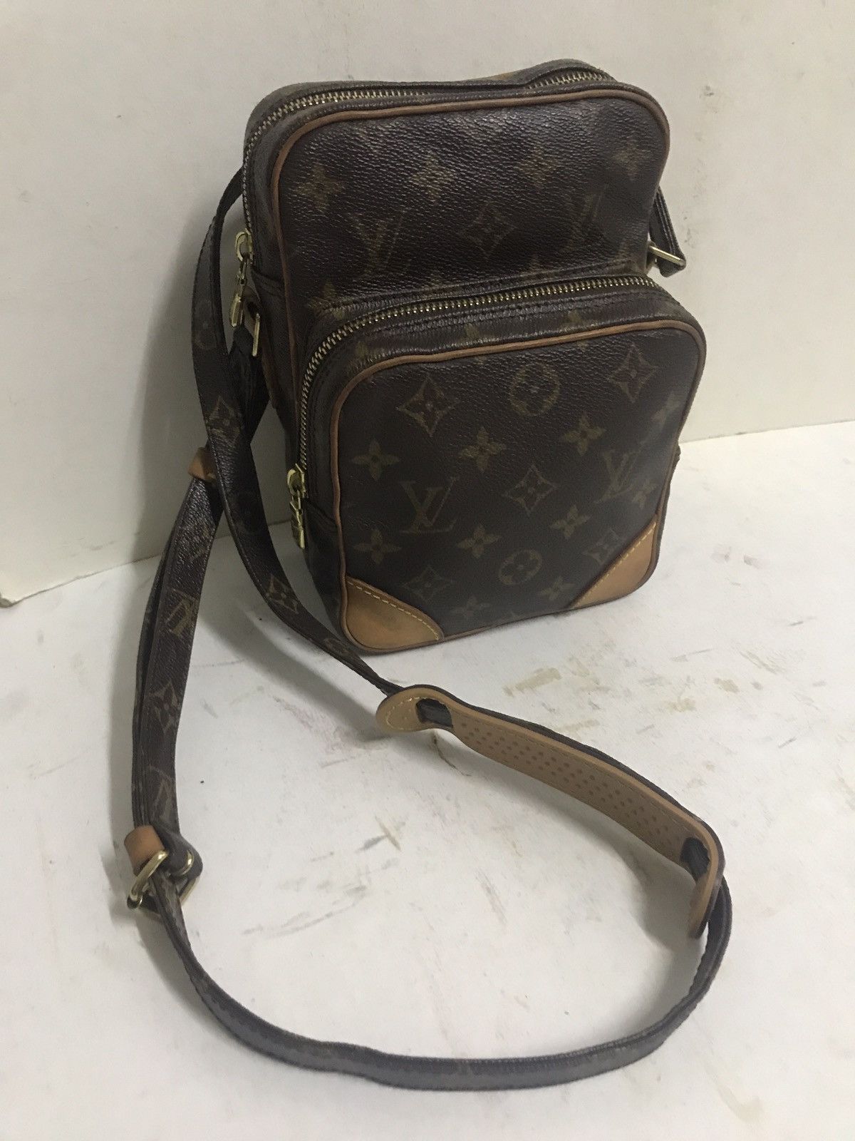 Designer × Louis Vuitton Louis Vuitton Monogram Amazon Bag Size ONE SIZE - 17 Thumbnail