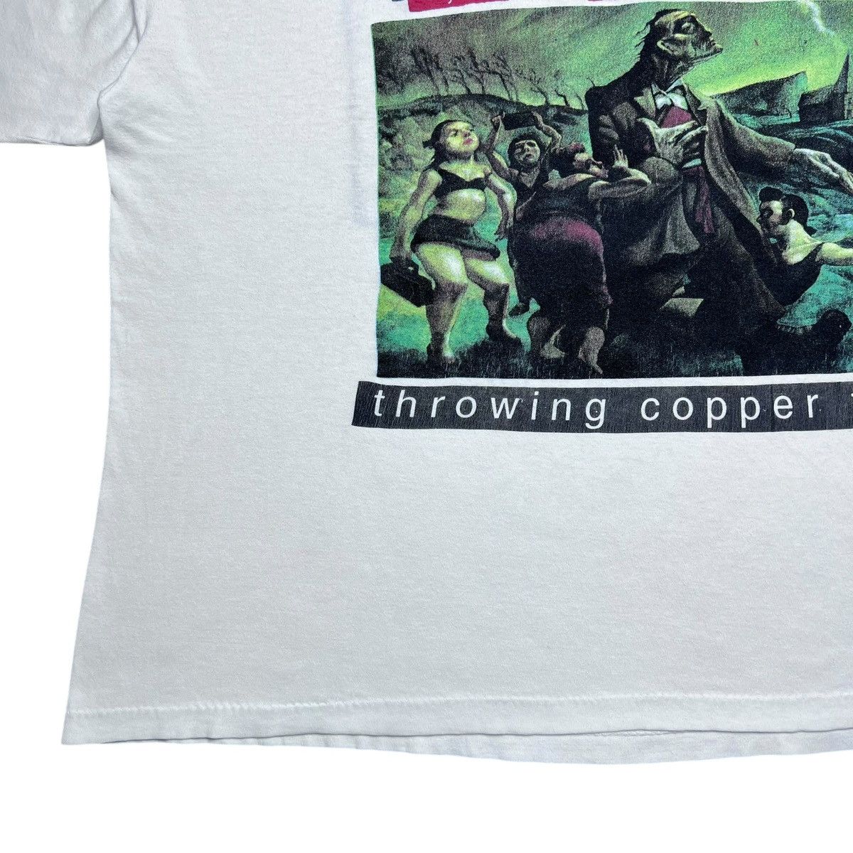 Band Tees Vintage 1995 Live Throwing Copper Tour Band Graphic T-Shirt Size US XL / EU 56 / 4 - 7 Thumbnail