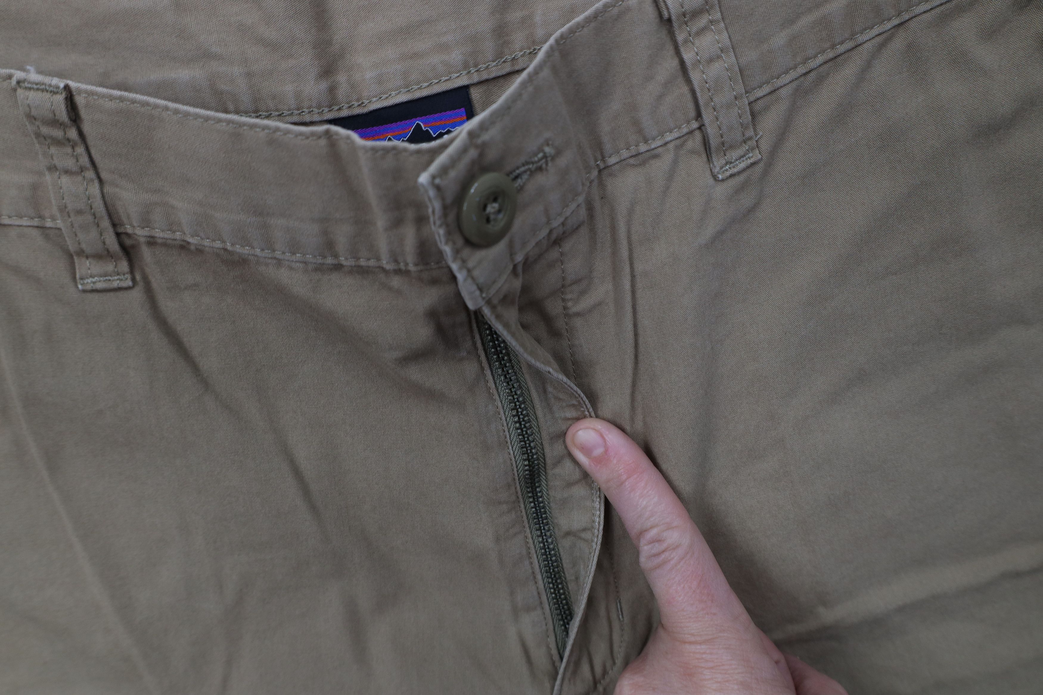 Patagonia Patagonia Knee Hiking Trekking Golf Shorts Beige Cotton Size US 38 / EU 54 - 5 Thumbnail
