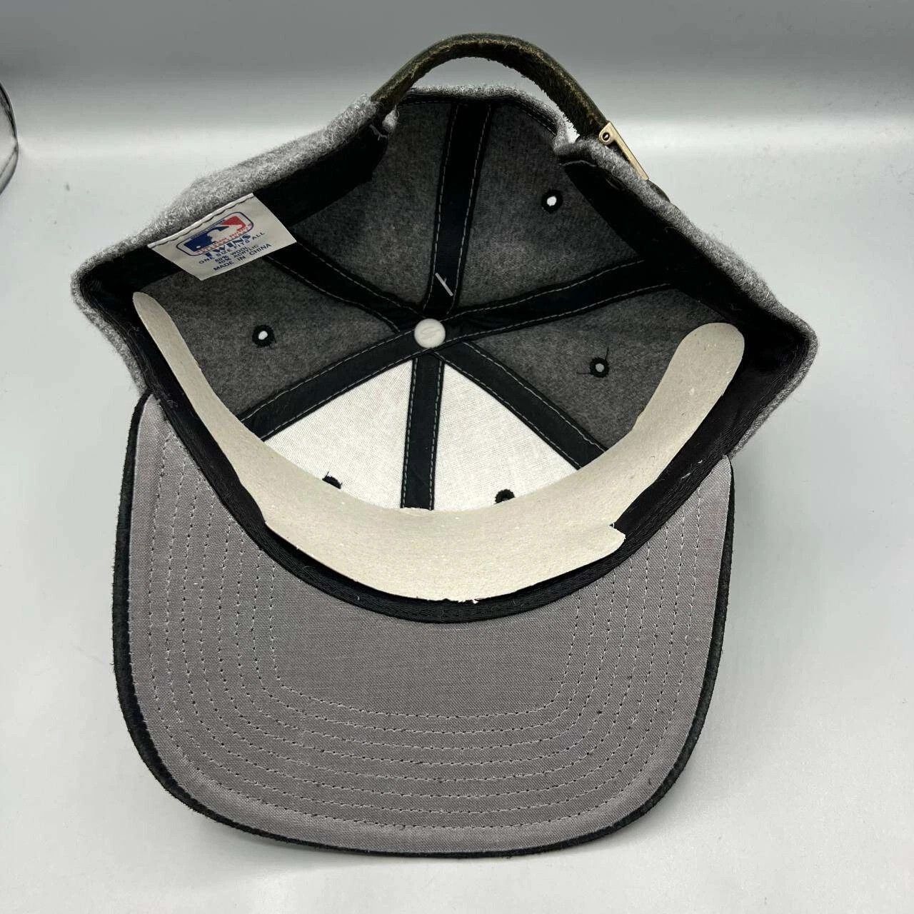 Twins Enterprise Inc. × Vintage Chicago White Sox Hat Men Wool Suede Strap Back Cap New Size ONE SIZE - 2 Thumbnail