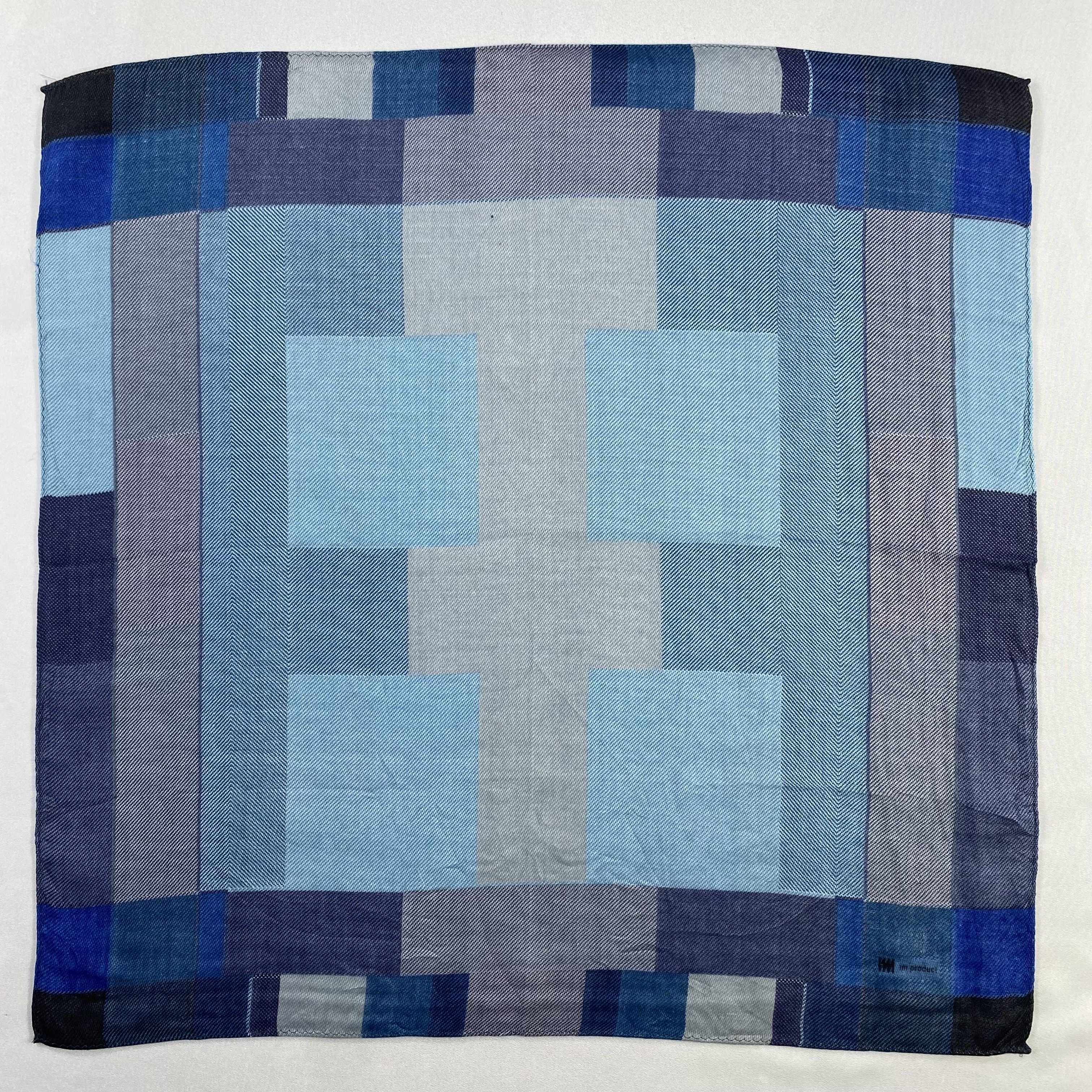 Issey Miyake × Vintage Issey Miyake Bandana/ Handkerchief / Neckerchief-P1691 Size ONE SIZE - 1 Thumbnail