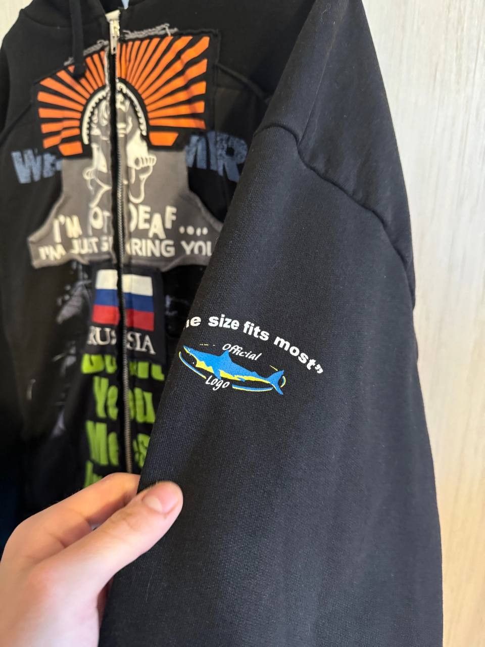 Vetements Vetements Russian Patch Zip-Hoodie Size US L / EU 52-54 / 3 - 7 Thumbnail