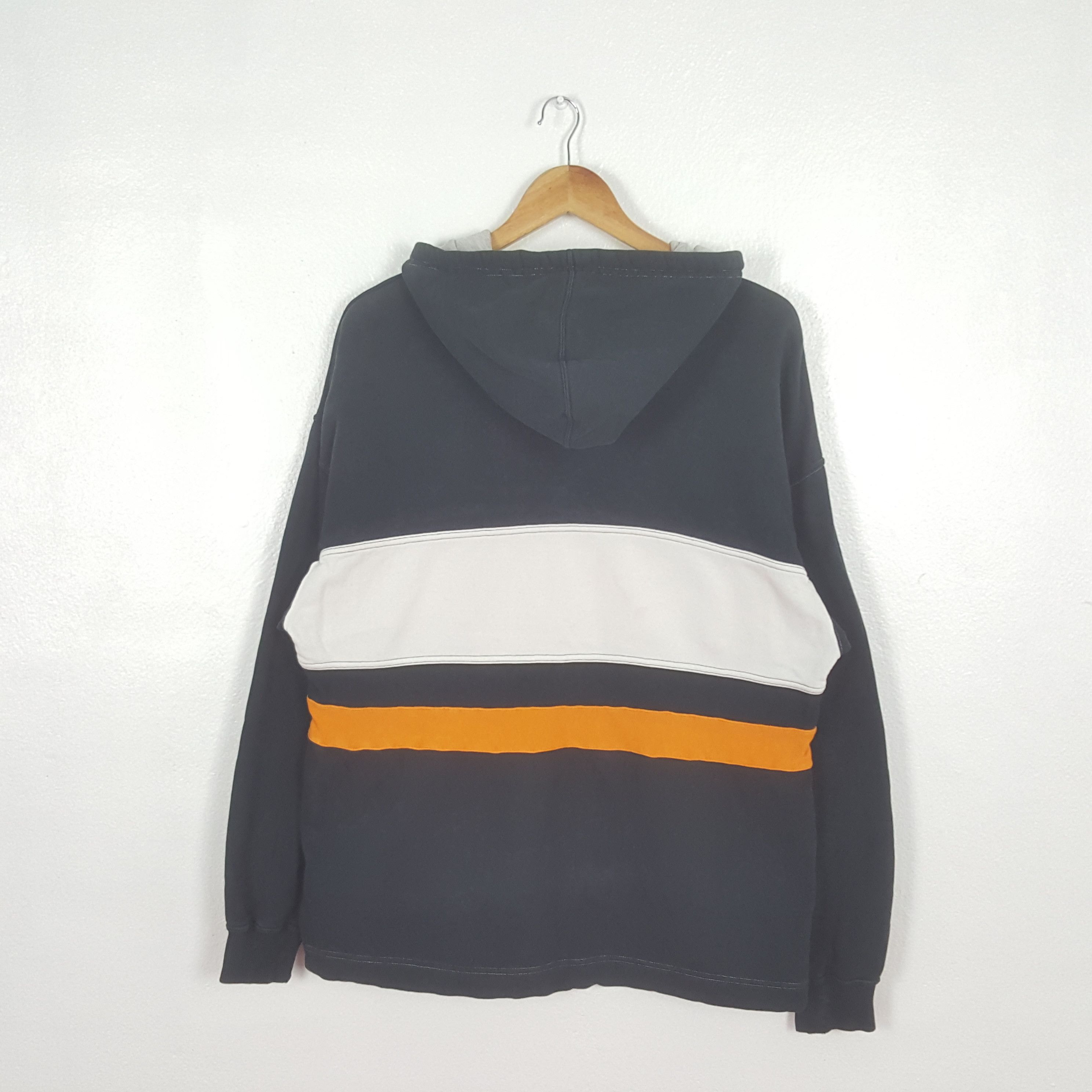 Ellesse Vintage Ellesse American Outdoor Hoodies C304N20 Size US M / EU 48-50 / 2 - 3 Thumbnail