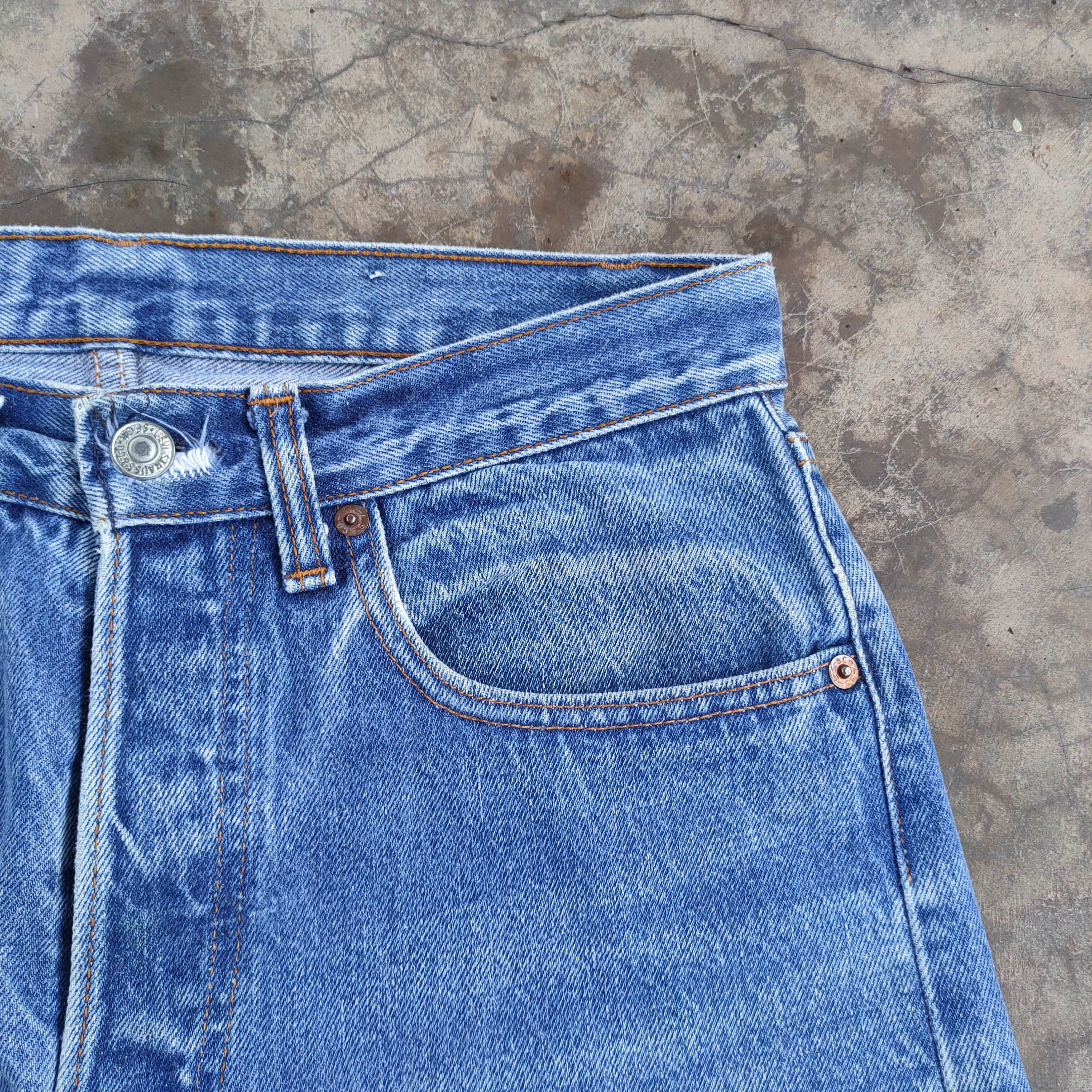 Levi's Vintage Clothing W30 VINTAGE LEVI'S 501 00' DISTRESSED JEANS DENIM PANTS Size US 30 / EU 46 - 8 Thumbnail