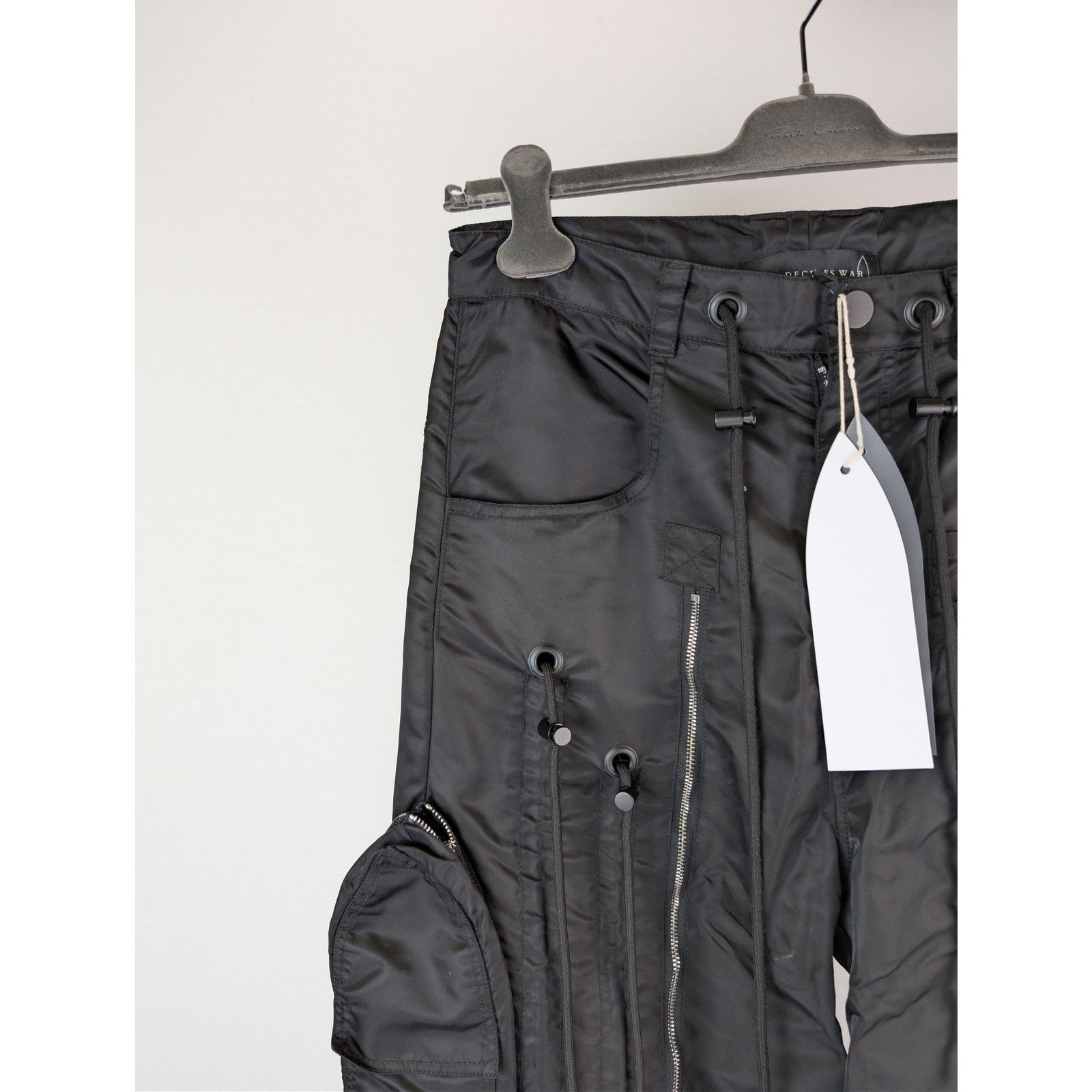 Who Decides War o1rshd1 String Theory Cargo Pants in Coal Size US 30 / EU 46 - 6 Thumbnail