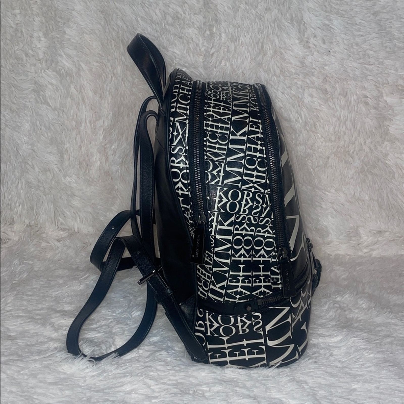 Michael Kors Michael Kors Rhea Zip Medium Leather Backpack Black White Size ONE SIZE - 5 Thumbnail
