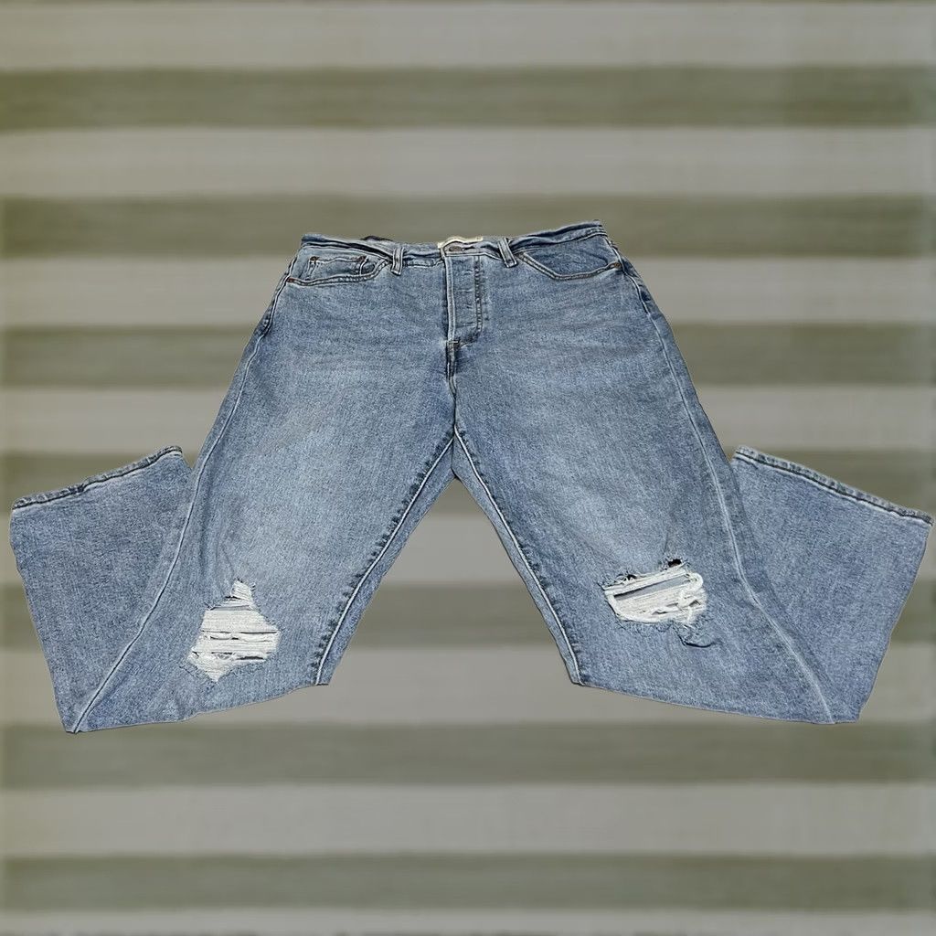 Levi's Levi's Jeans Womens 32x27 Blue Wedgie Straight Denim Button Fly Distressed Pattern Solid Size 24" / US 00 / IT 34 - 1 Thumbnail