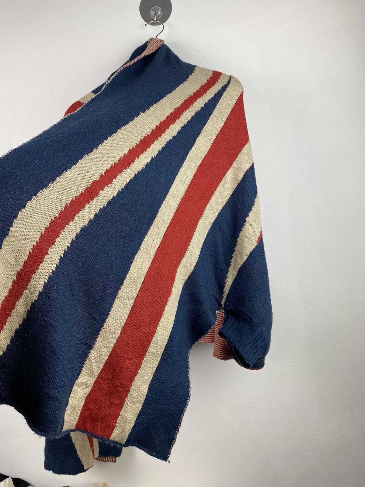 If Six Was Nine UK Flag Knitted Cloaks Size US M / EU 48-50 / 2 - 6 Thumbnail