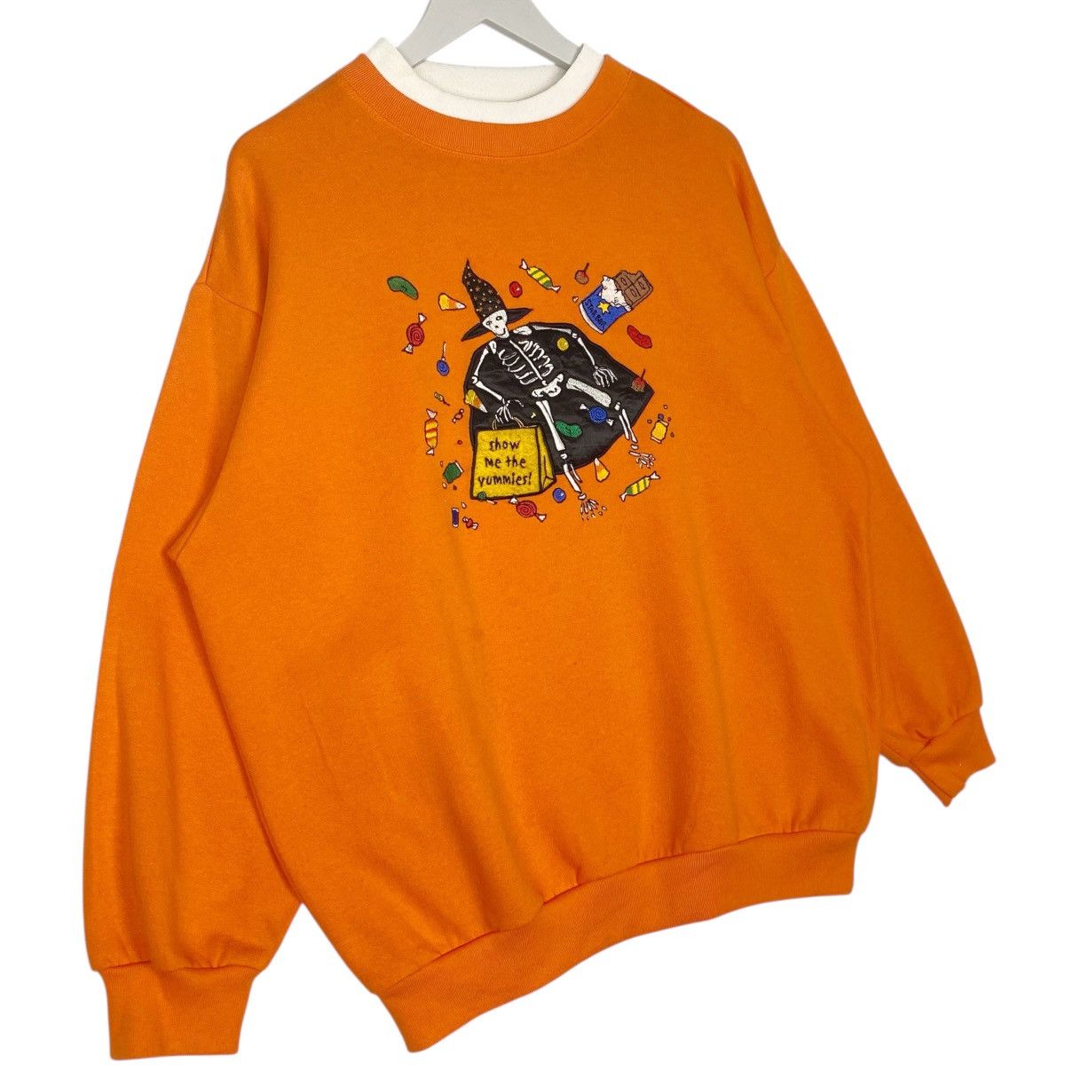 Vintage Vintage 90s The Halloween Sweatshirt Crewneck Logo Size M Size US M / EU 48-50 / 2 - 3 Thumbnail