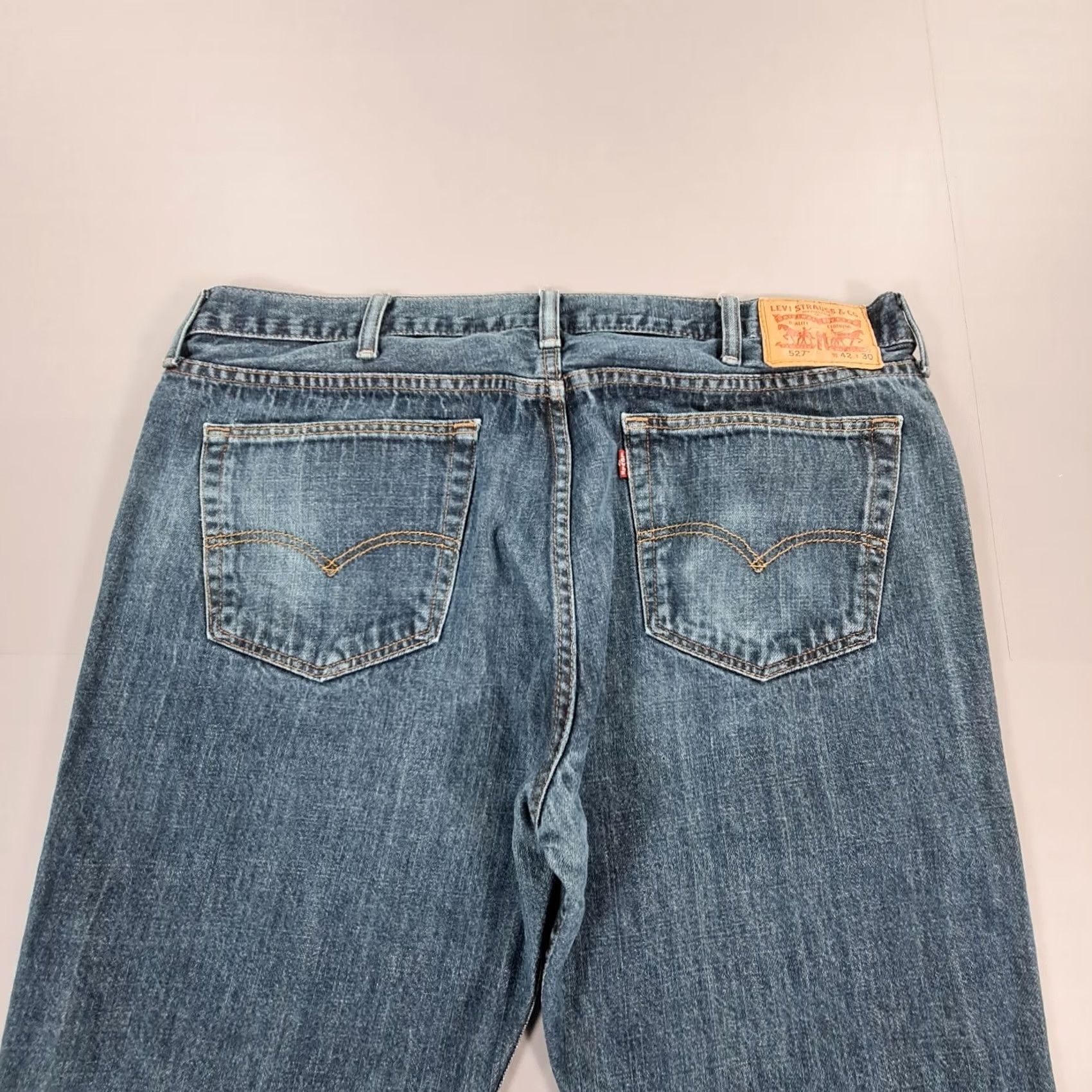 Levi's Levis 527 Jeans Mens Bootcut W42 L30 Blue Denim Zip Fly 5-Pocket Regular Fit Hamilton City USA Modern Vintage: No Size US 42 / EU 58 - 7 Thumbnail