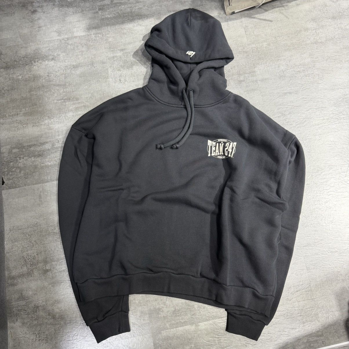 Represent Clo. Represent 247 x Everlast Training Camp Boxy Hoodie Size US M / EU 48-50 / 2 - 1 Thumbnail