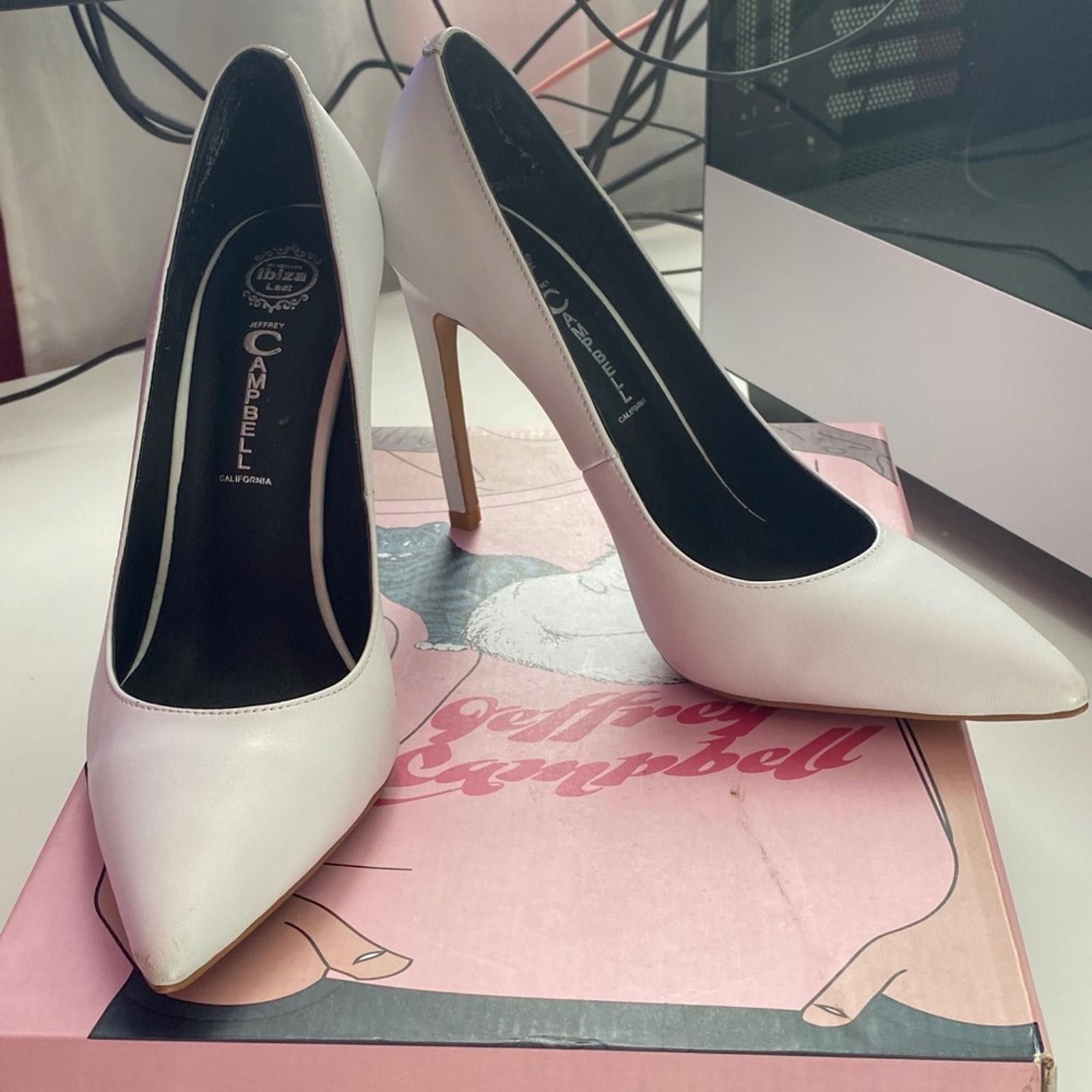 Jeffrey Campbell Jeffrey Campbell Dulce Pumps in White Size 6.5 Size US 6.5 / IT 36.5 - 1 Thumbnail