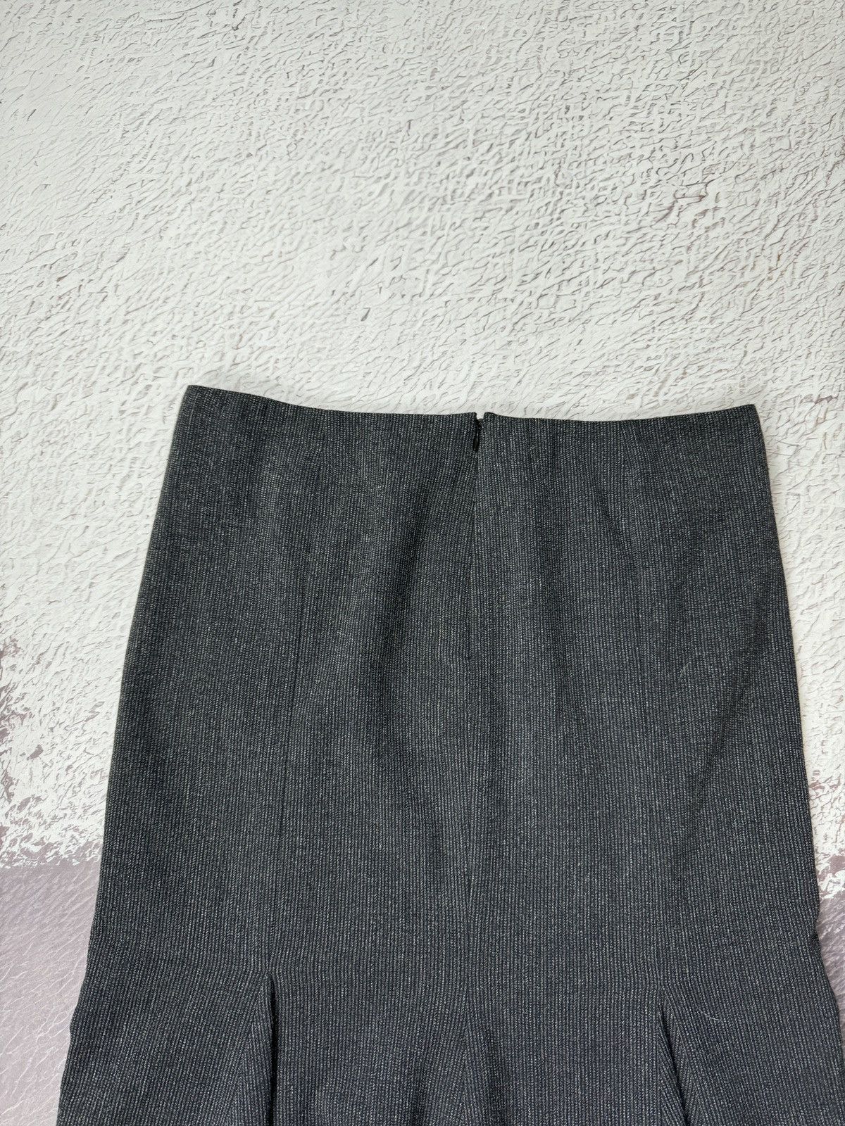 Annette Gortz Annette Gortz wool grey midi skirt with stripes rundholz Size 32" / US 10 / IT 46 - 10 Thumbnail