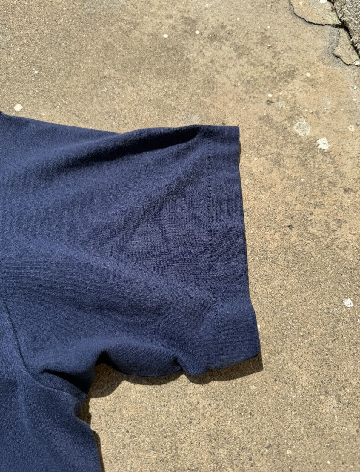 Vintage Single stitch navy blue vintage T shirt Size US L / EU 52-54 / 3 - 2 Thumbnail