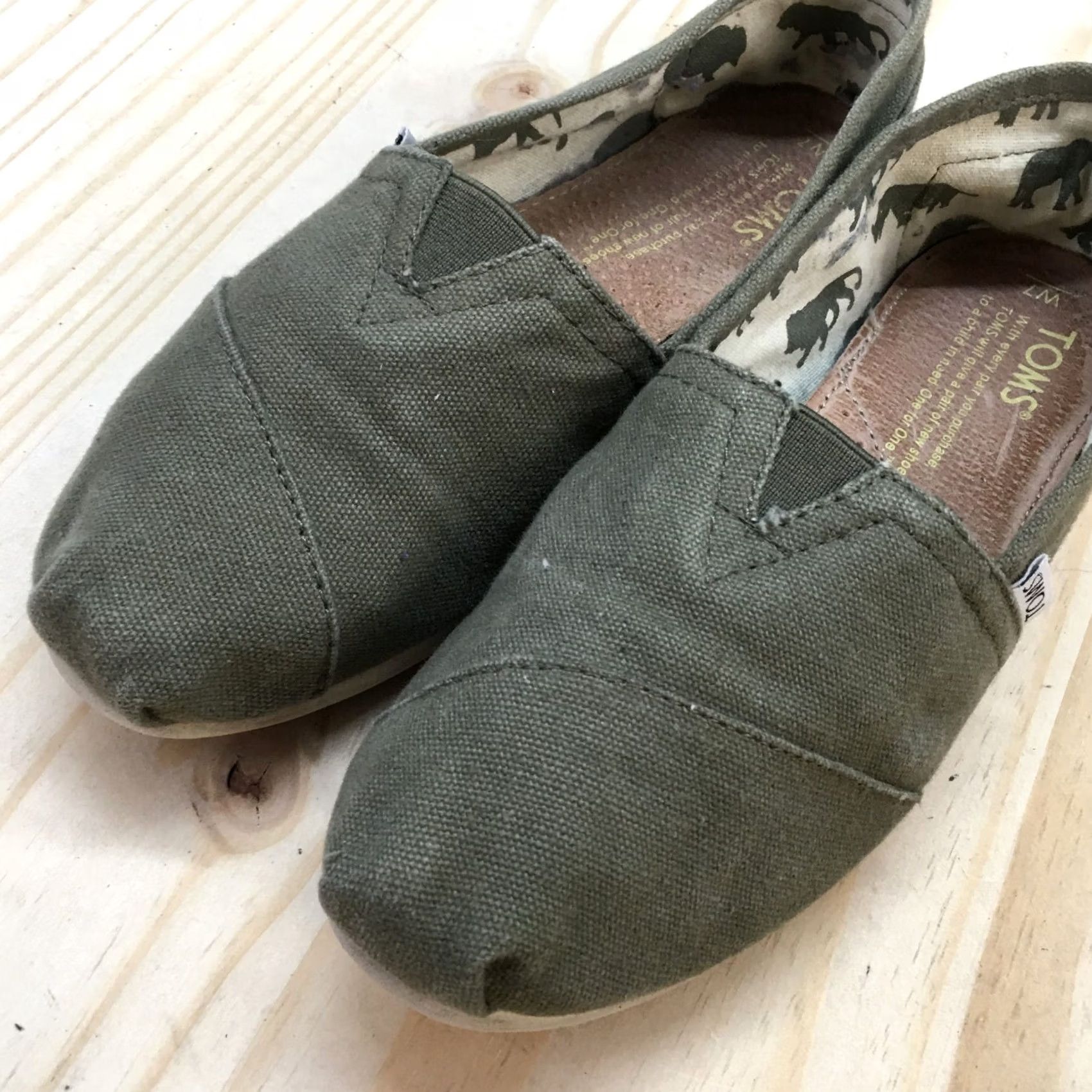 Toms TOMS Womens Loafer Slip-On Flats Green Fabric Slip-On Low Top Casual Shoes 7 Size M / US 6-8 / IT 42-44 - 4 Thumbnail