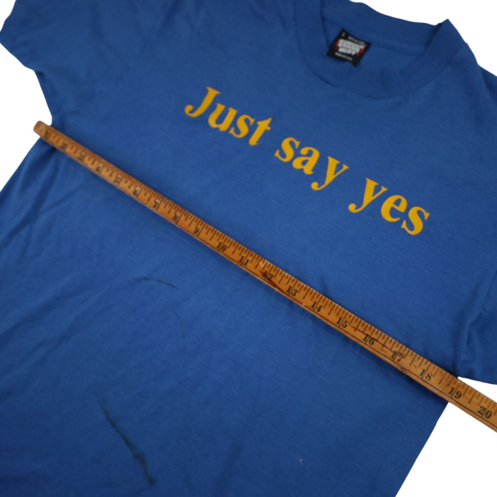 Vintage Vintage "Just Say Yes" Graphic T Shirt Size US L / EU 52-54 / 3 - 7 Thumbnail