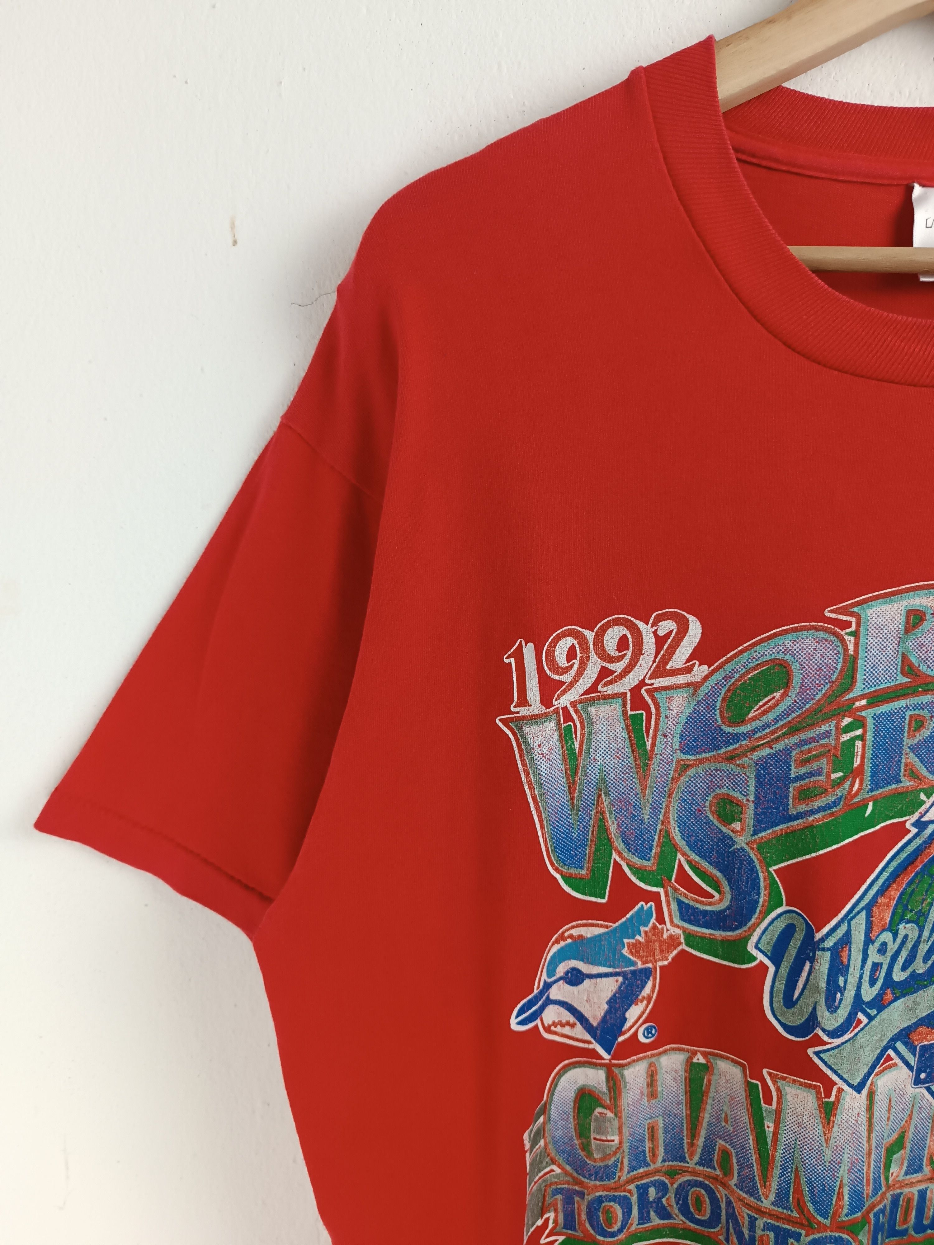 MLB VINTAGE 1992 TORONTO BLUE JAYS CHAMPION WORLD SERIES MLB NBA Size US L / EU 52-54 / 3 - 5 Thumbnail