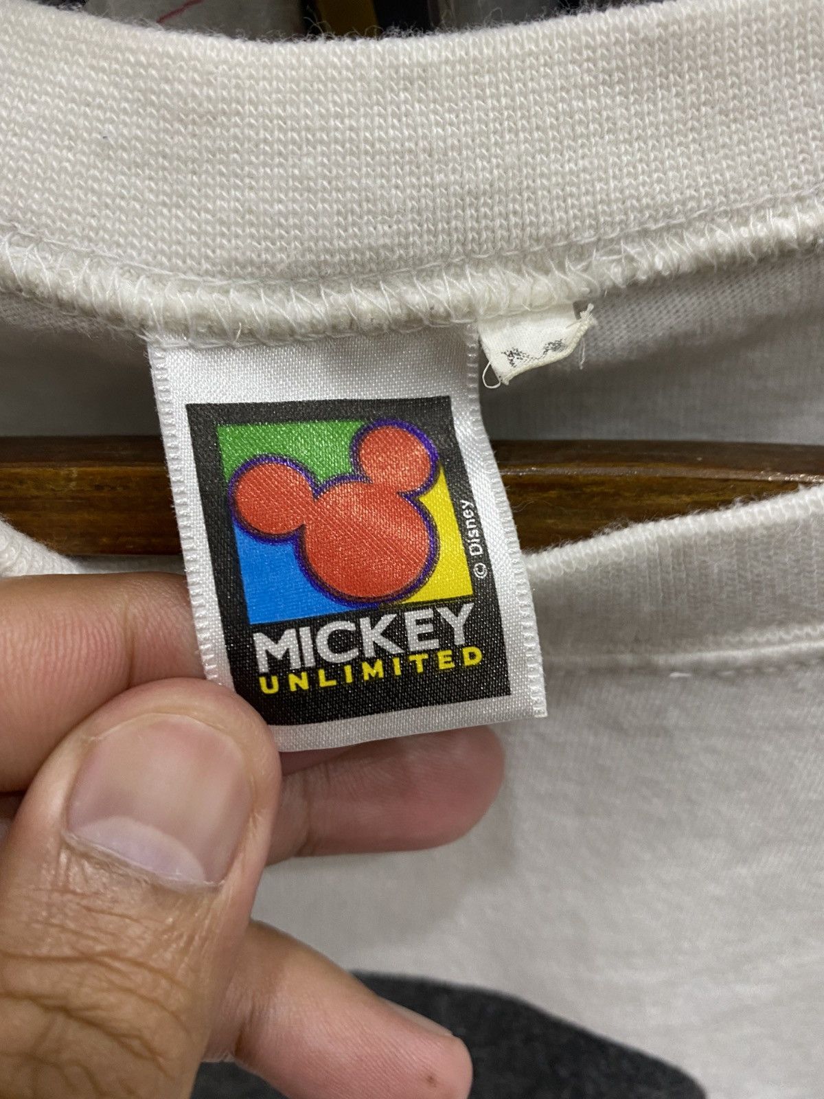 Disney VINTAGE MICKEY MOUSE MIRROR TSHIRT Size US L / EU 52-54 / 3 - 7 Thumbnail