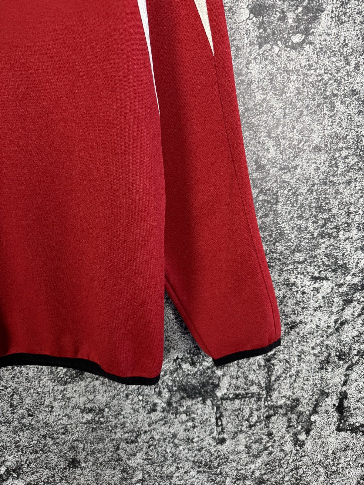 Umbro UMBRO Vintage Sweatshirt Pullover Official Product Size S Size US S / EU 44-46 / 1 - 5 Thumbnail
