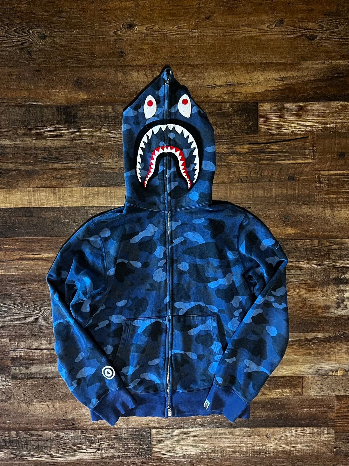 Bape Bape “busy shark” hoodie Size US M / EU 48-50 / 2 - 1 Thumbnail