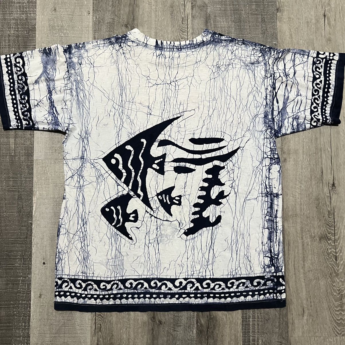Vintage VTG Abstract Artistic Japanese Fish/Bull AOP Floral T Shirt Size US L / EU 52-54 / 3 - 3 Thumbnail