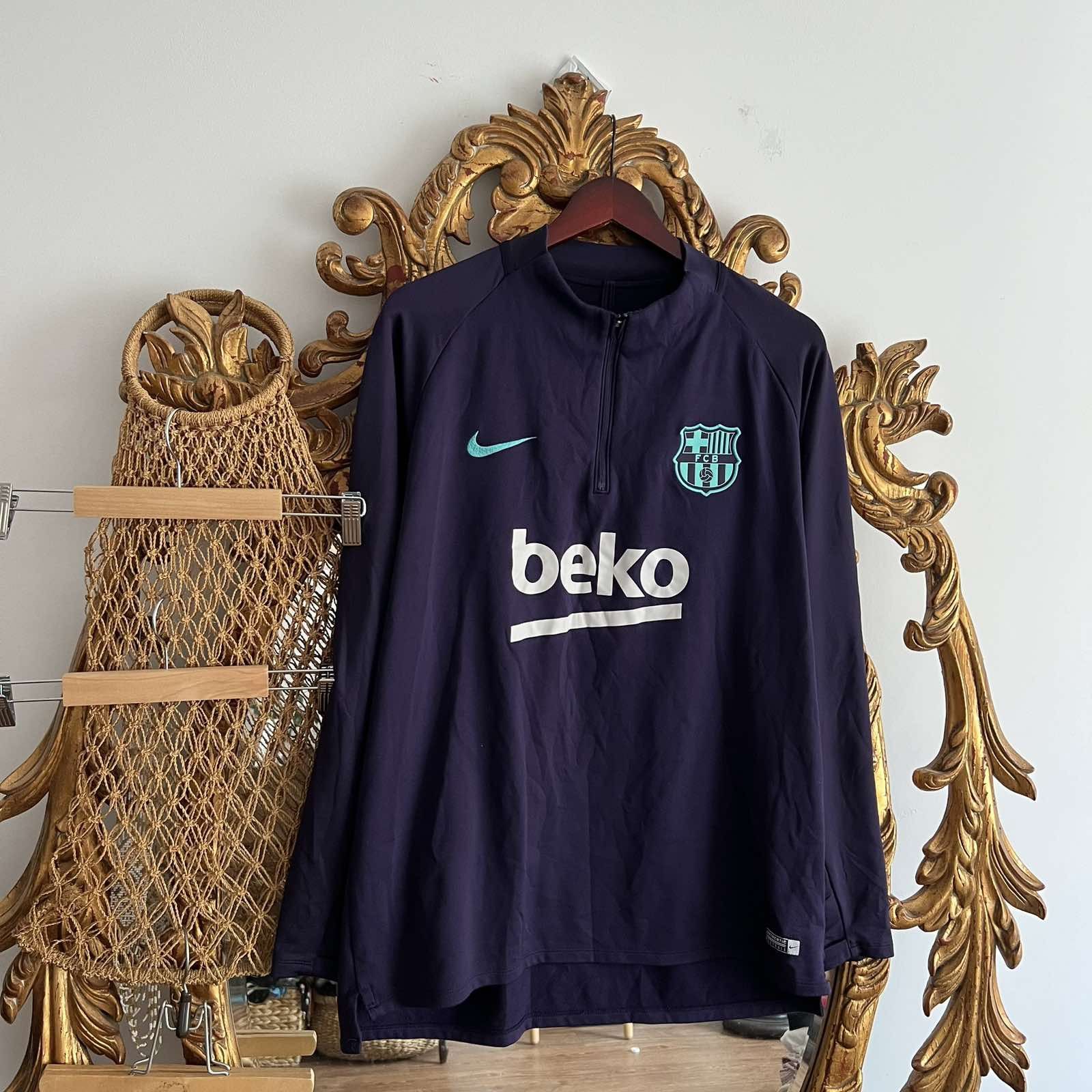 Nike FC Barcelona Nike Tracksuit Football Orange Size XL 2019 Size US XL / EU 56 / 4 - 1 Thumbnail