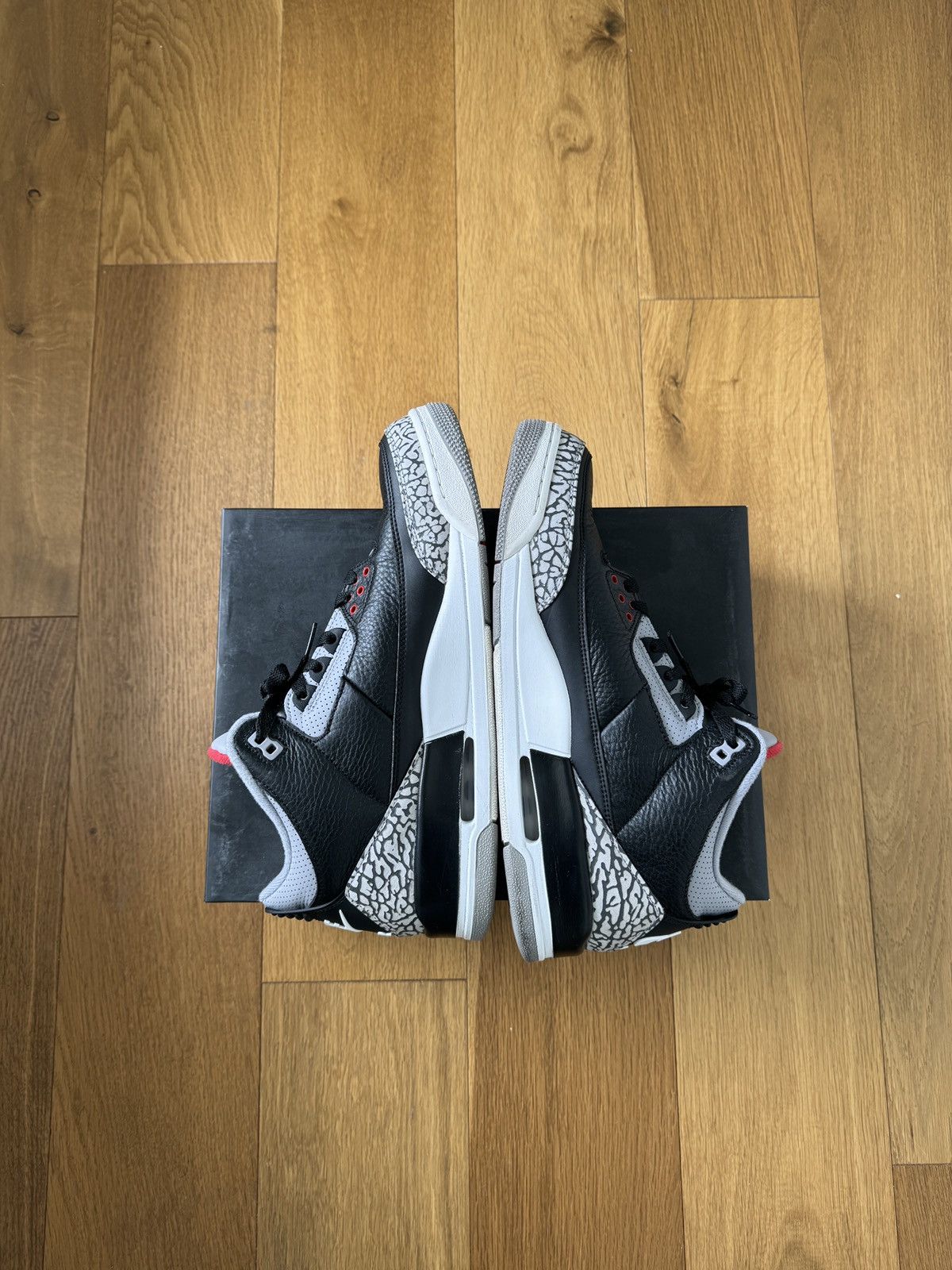 Jordan Brand × Nike AIR JORDAN 3 BLACK CEMENT OG (2018) Size US 11.5 / EU 44-45 - 7 Thumbnail