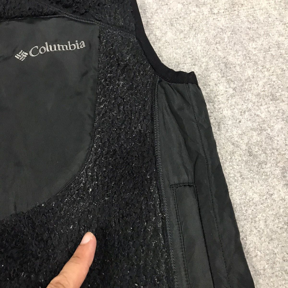 Columbia Colombia black vest Size US M / EU 48-50 / 2 - 4 Thumbnail
