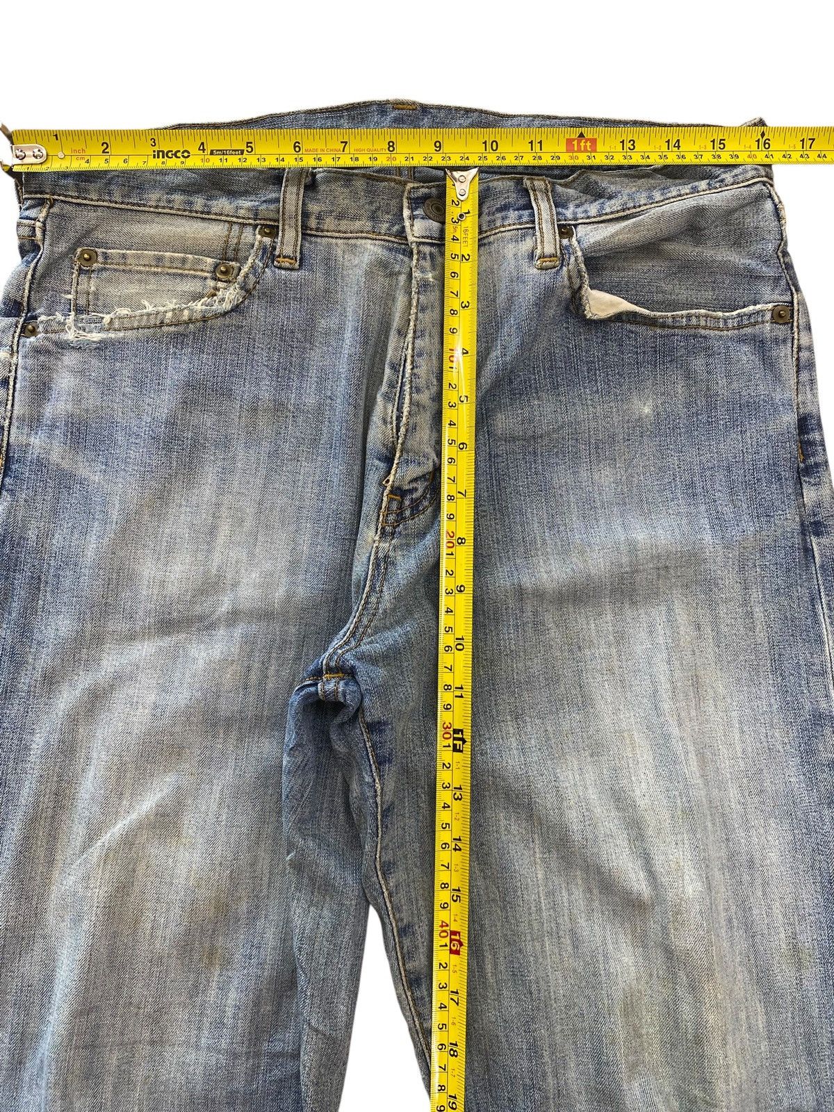 Uniqlo Uniqlo Faded Blue Wash Style Straight Leg Jeans Size US 32 / EU 48 - 5 Thumbnail