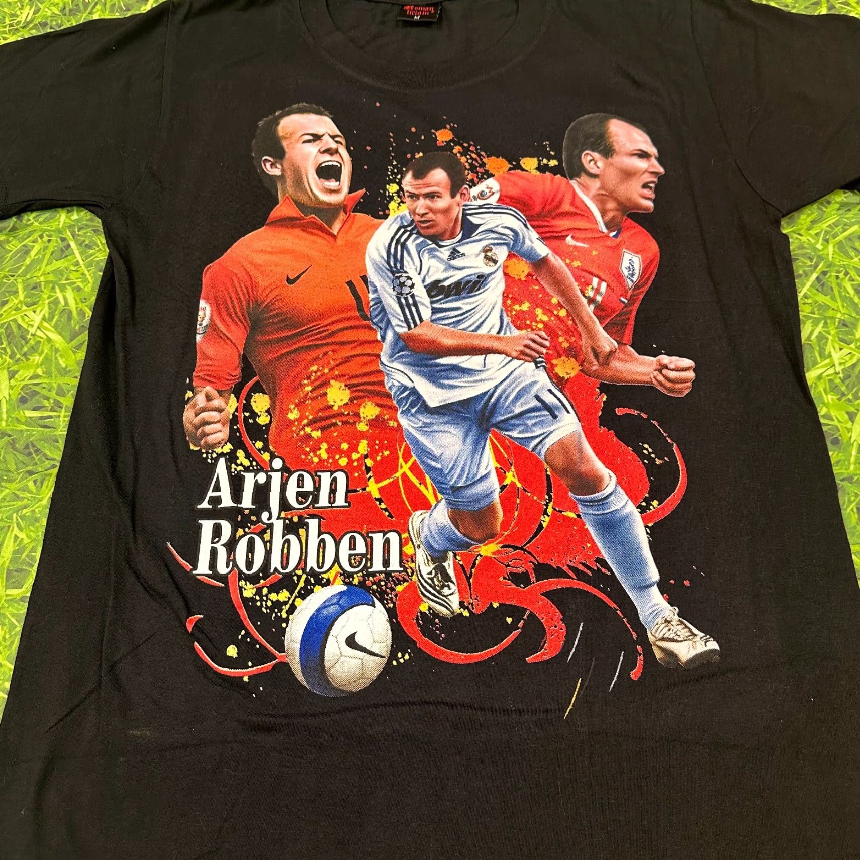 Vintage Arjen Robben AOP Tee Mens Medium Bayern Munich Soccer Star Graphic Shirt Size US M / EU 48-50 / 2 - 3 Thumbnail