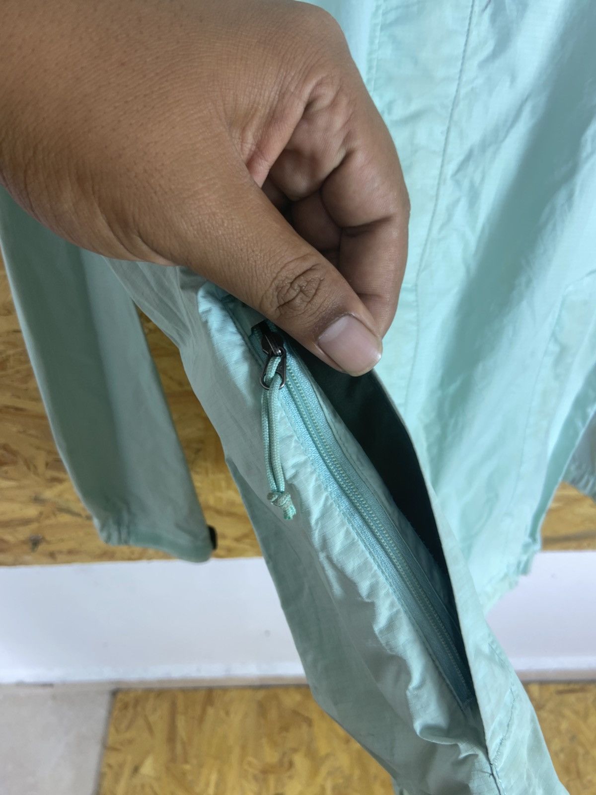 The North Face The North Face Light Jacket Packable Size S / US 4 / IT 40 - 3 Thumbnail