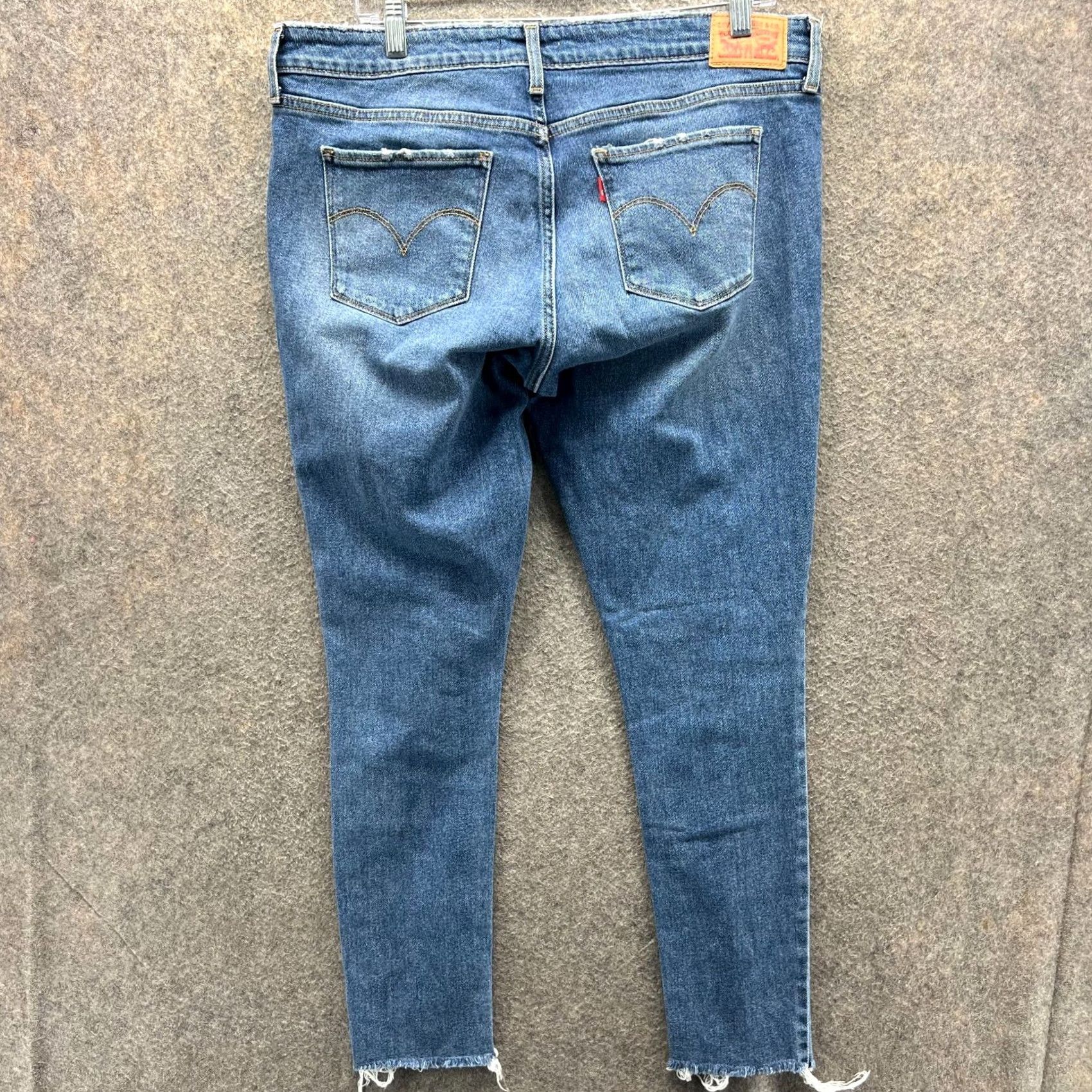 Levi's Levi's 711 Jeans Womens 32 Blue Denim Skinny Distressed Light Wash Cotton Denim Jeans Regular Inseam 28in Womens Jeans Skinny Distressed Cotton Blue Size 24" / US 00 / IT 34 - 2 Thumbnail