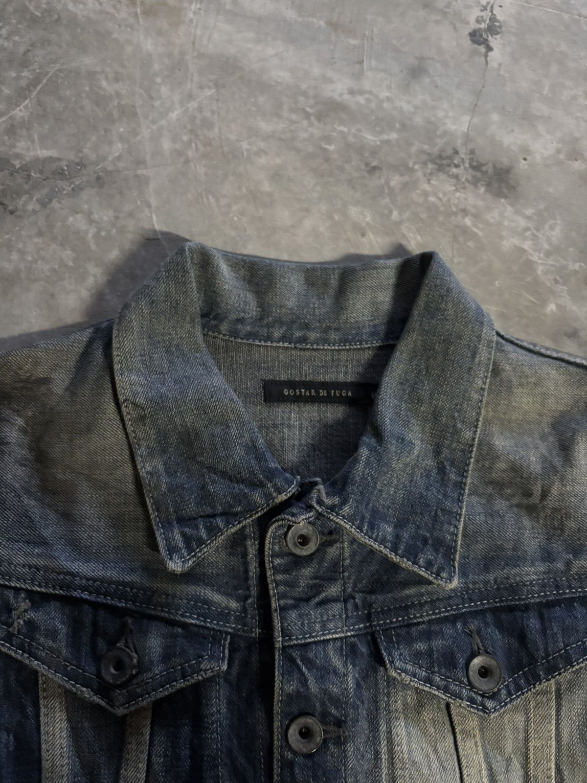 GOSTAR DE FUGA GOSTAR DE FUGA denim jacket trucker distressed mudwash oil Size US XS / EU 42 / 0 - 9 Thumbnail