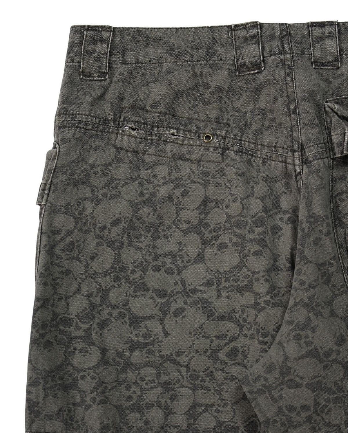 Neighborhood SS2006 NEIGHBORHOOD SKULL 6 POCKET CARGO SHORTS Size US 30 / EU 46 - 6 Thumbnail
