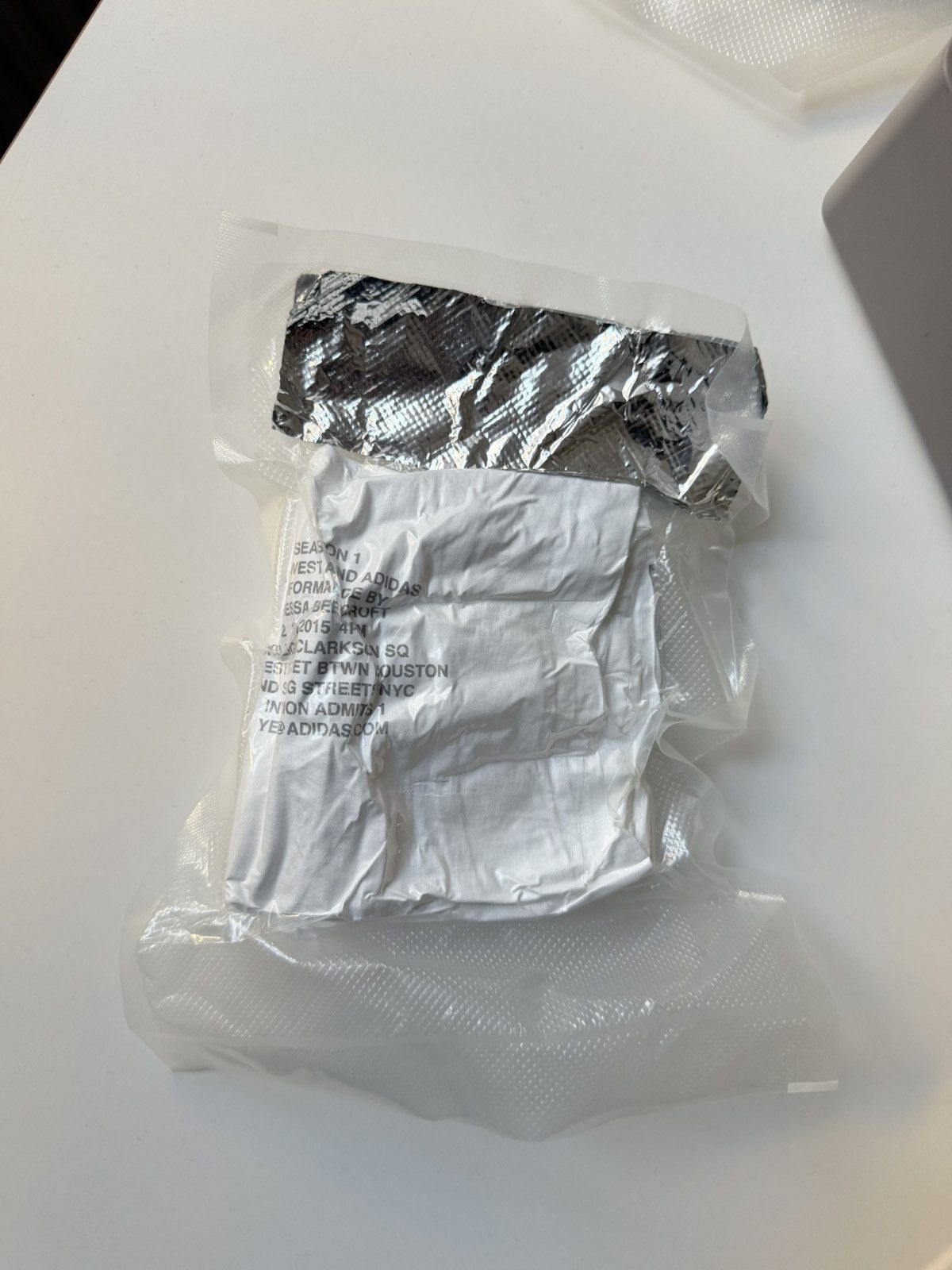Yeezy Super Rare! Yeezy Season 1 Invitation Windbreaker (Sealed) Size US M / EU 48-50 / 2 - 4 Thumbnail